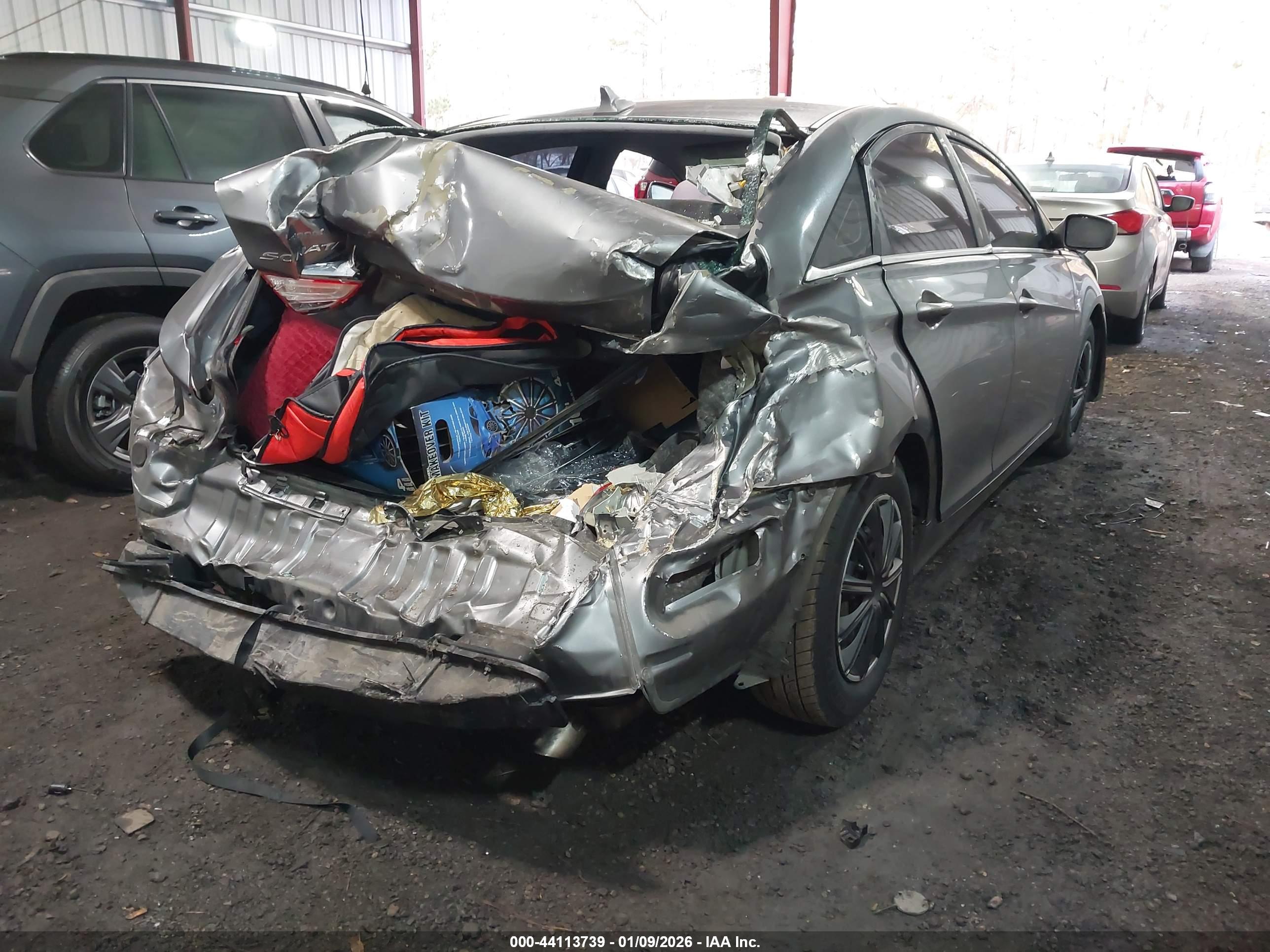 HYUNDAI SONATA image 4