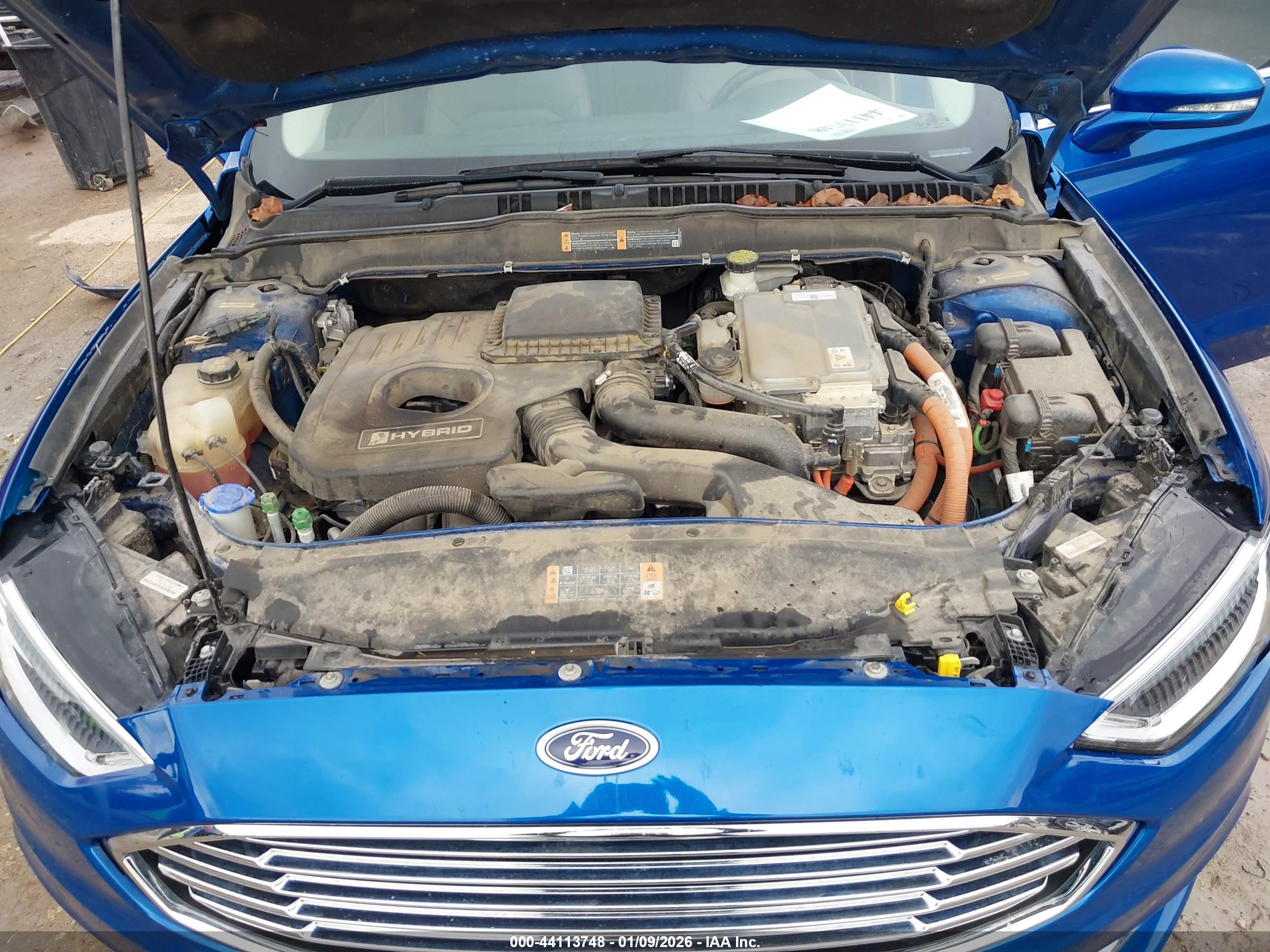 FORD FUSION image 10