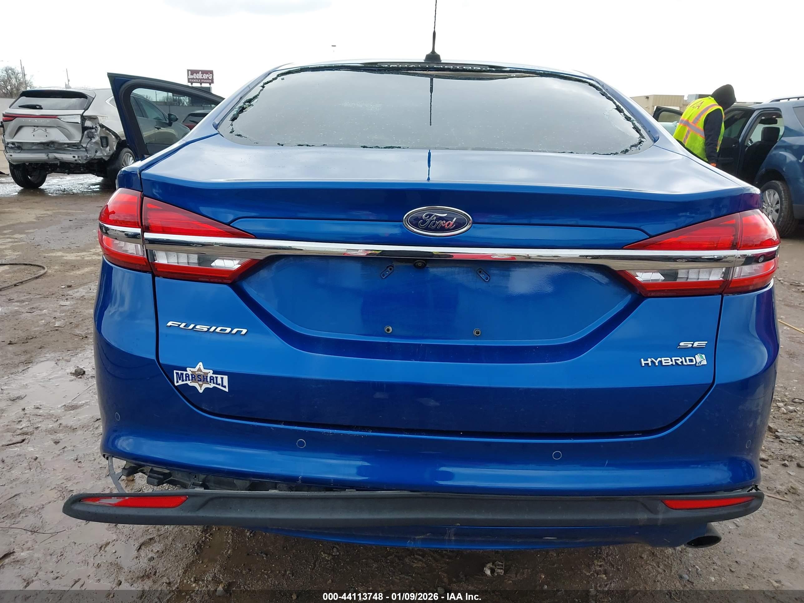 FORD FUSION image 6
