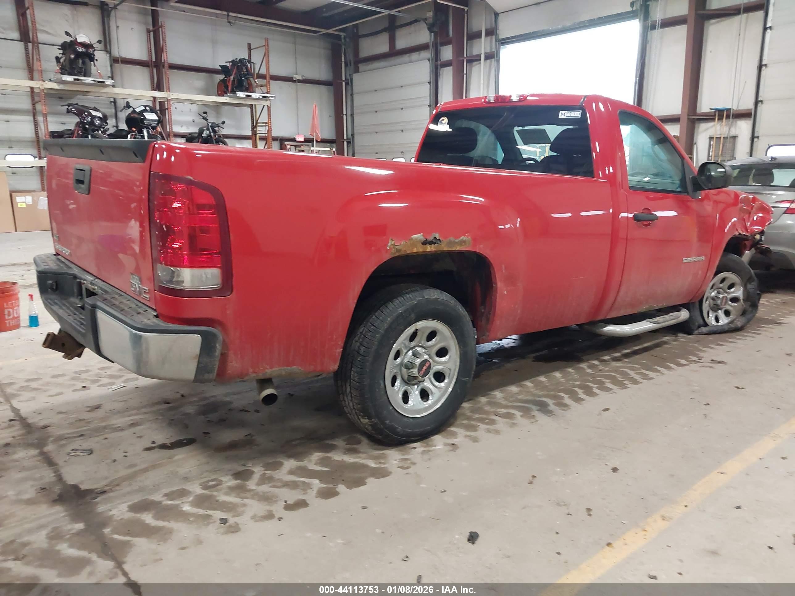 GMC SIERRA image 4