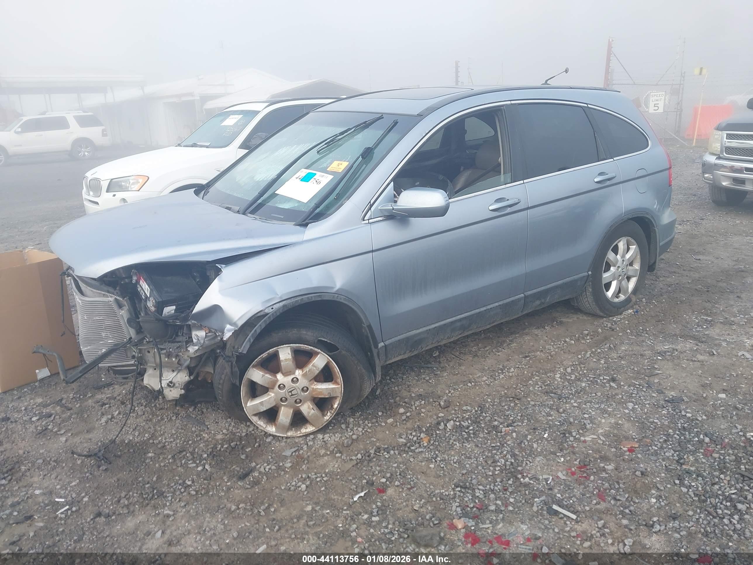 HONDA CR-V image 2