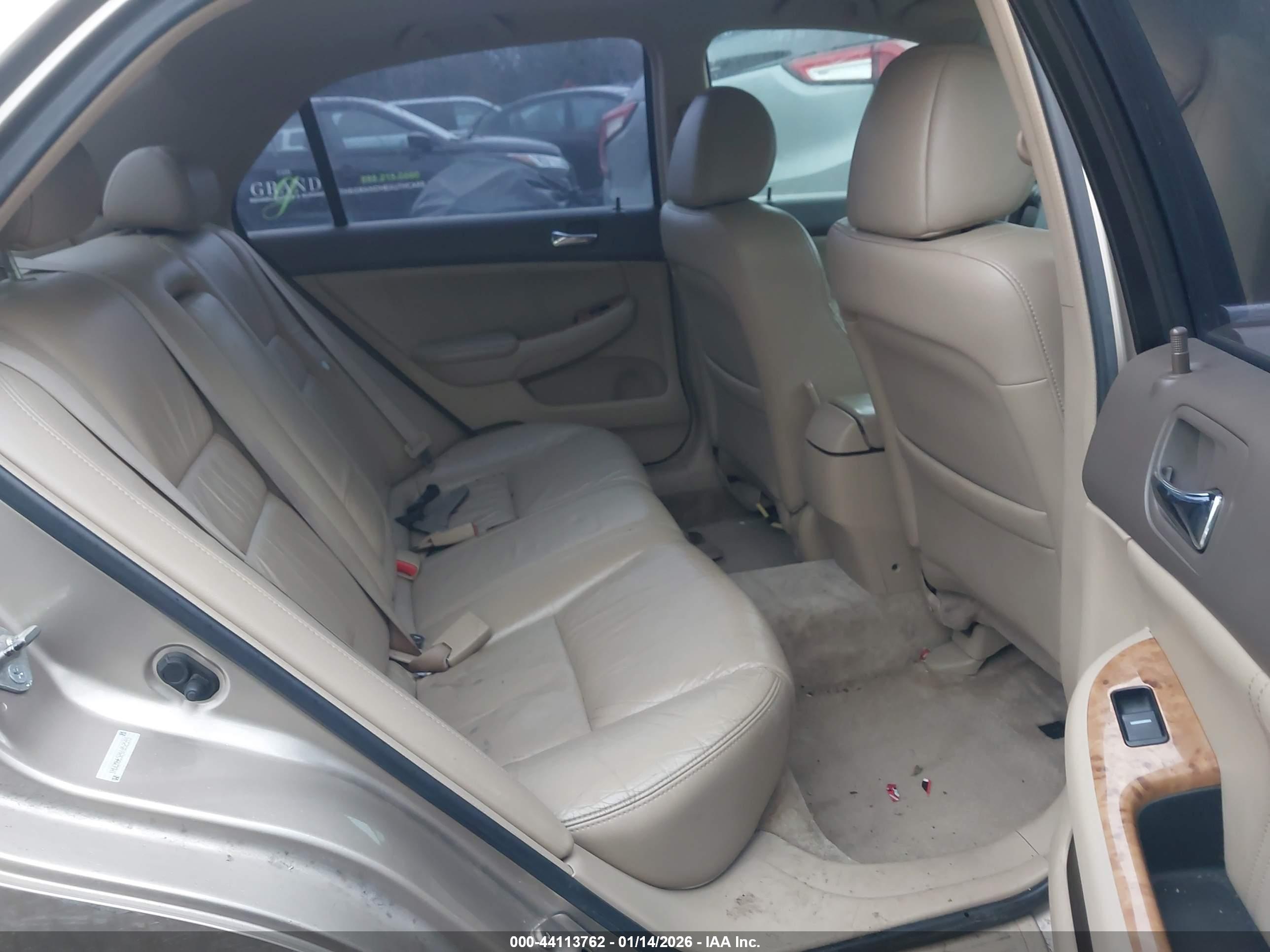 HONDA ACCORD image 8