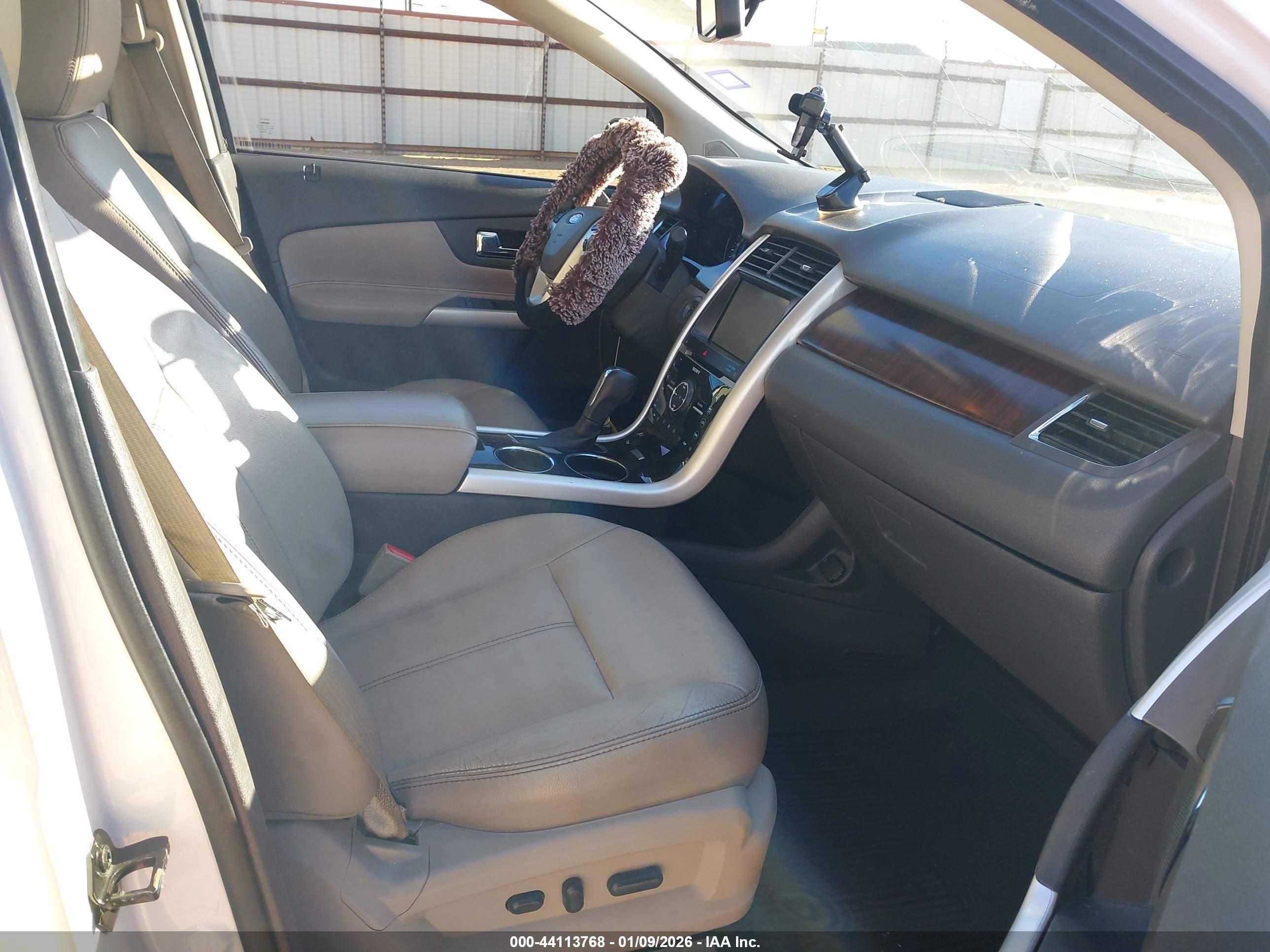 FORD EDGE image 5
