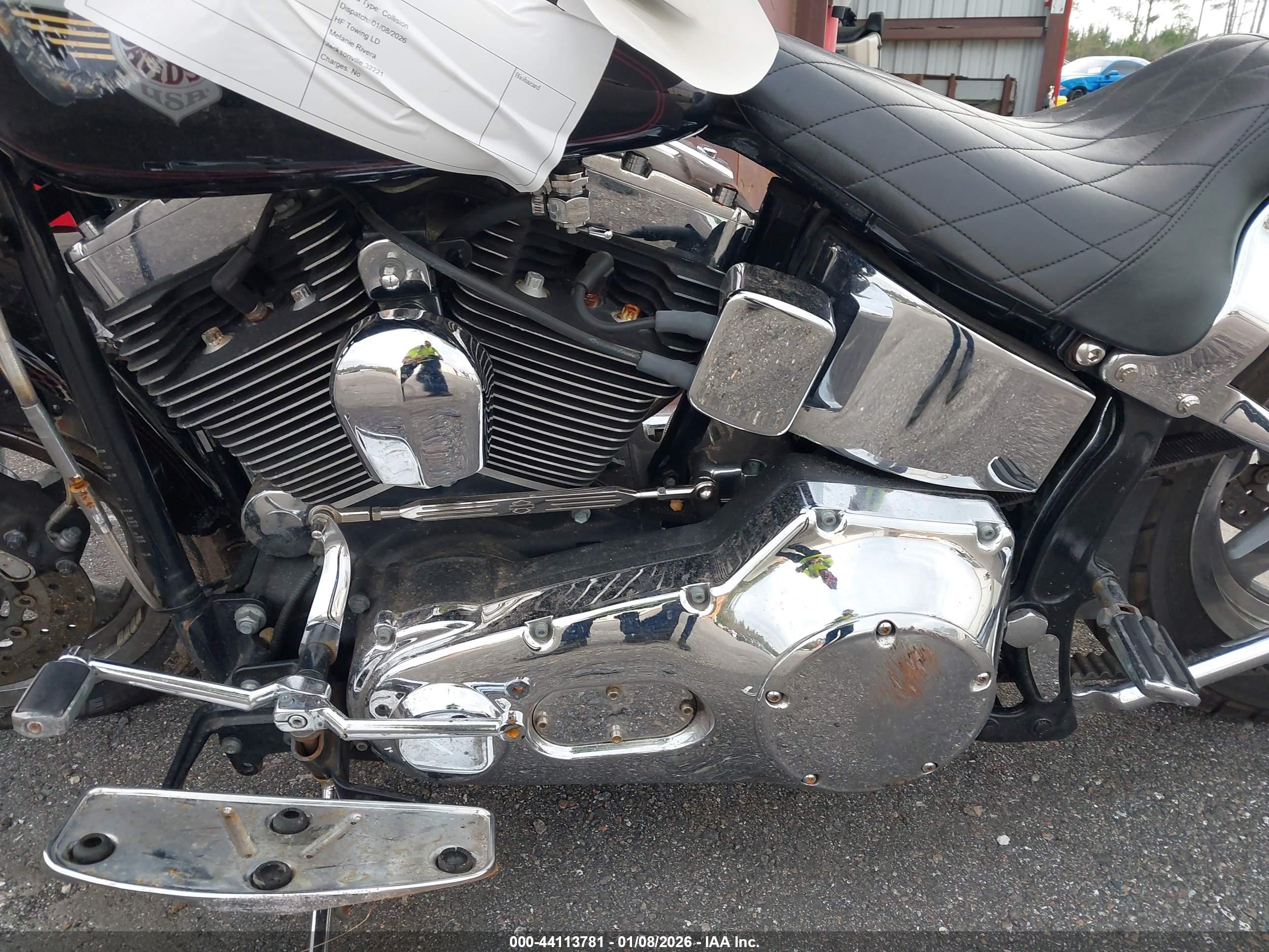 HARLEY-DAVIDSON FLSTF image 9