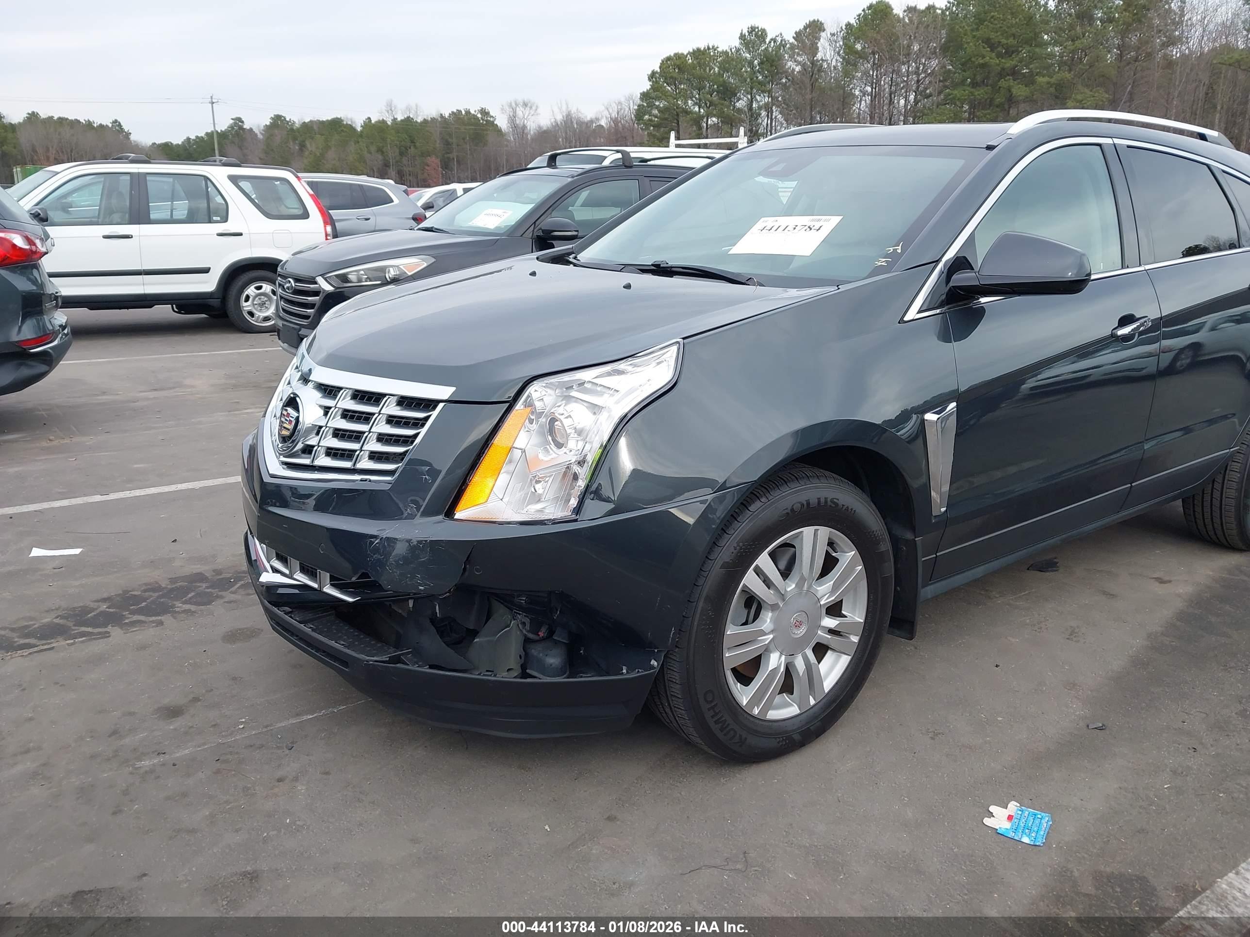 CADILLAC SRX image 6