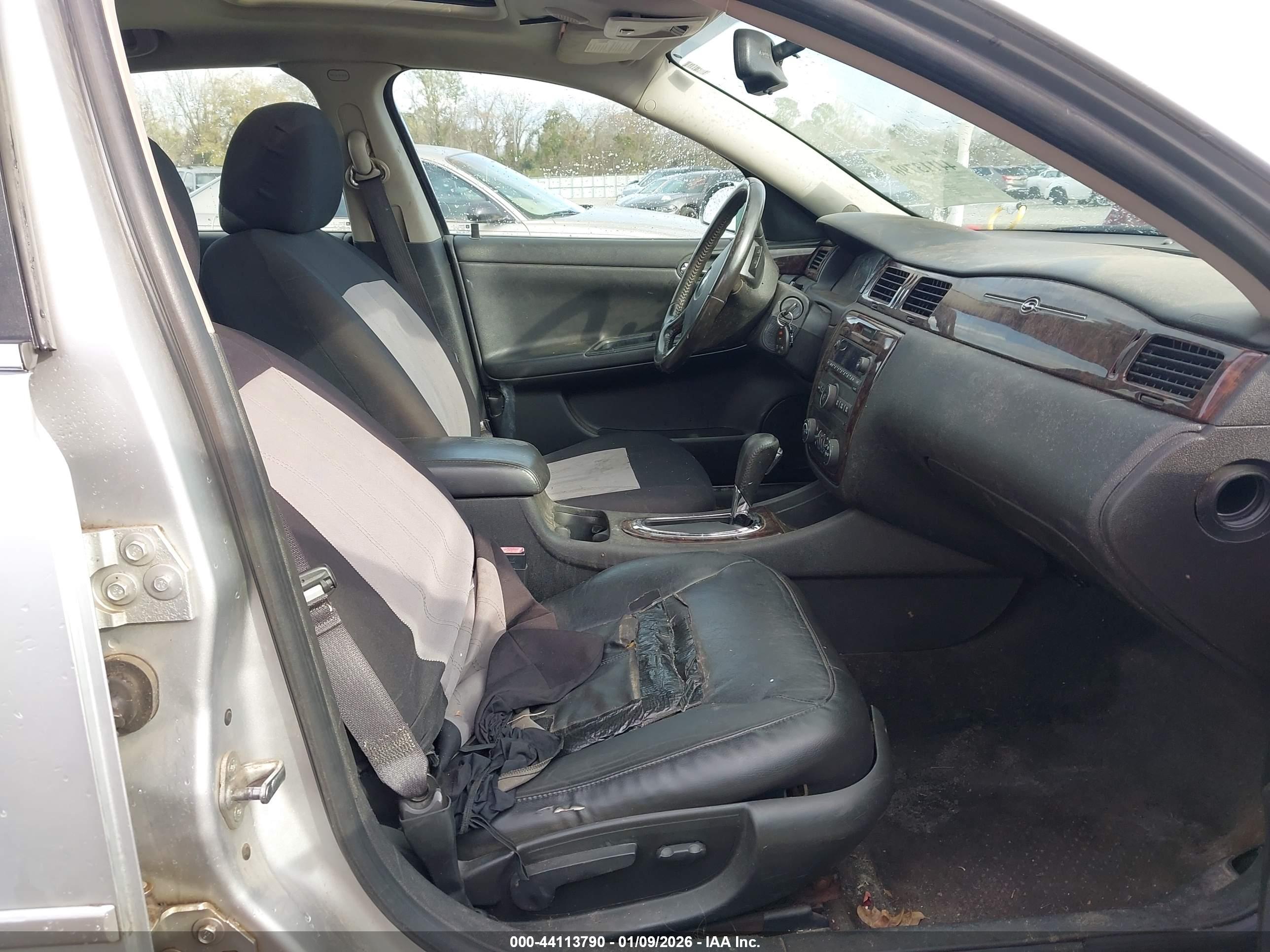 CHEVROLET IMPALA image 5