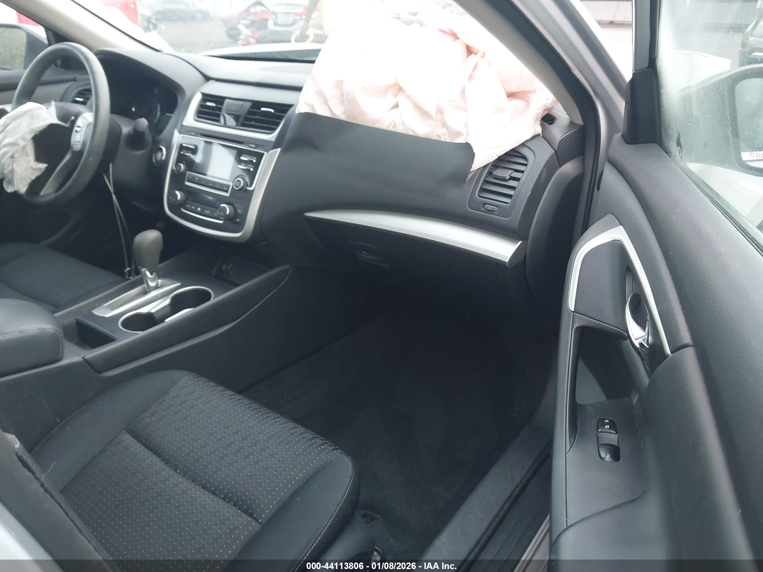 NISSAN ALTIMA image 5