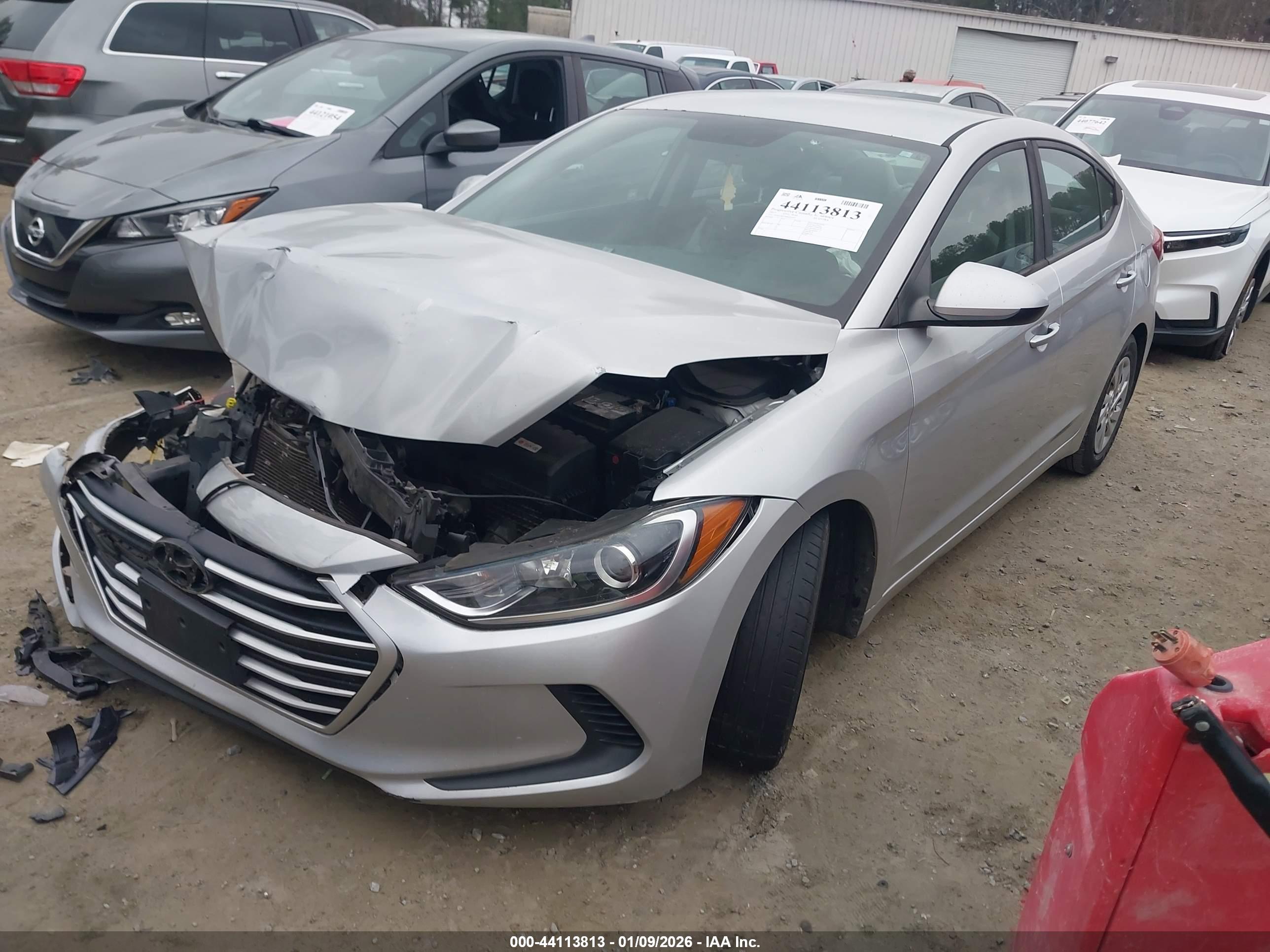 HYUNDAI ELANTRA image 2