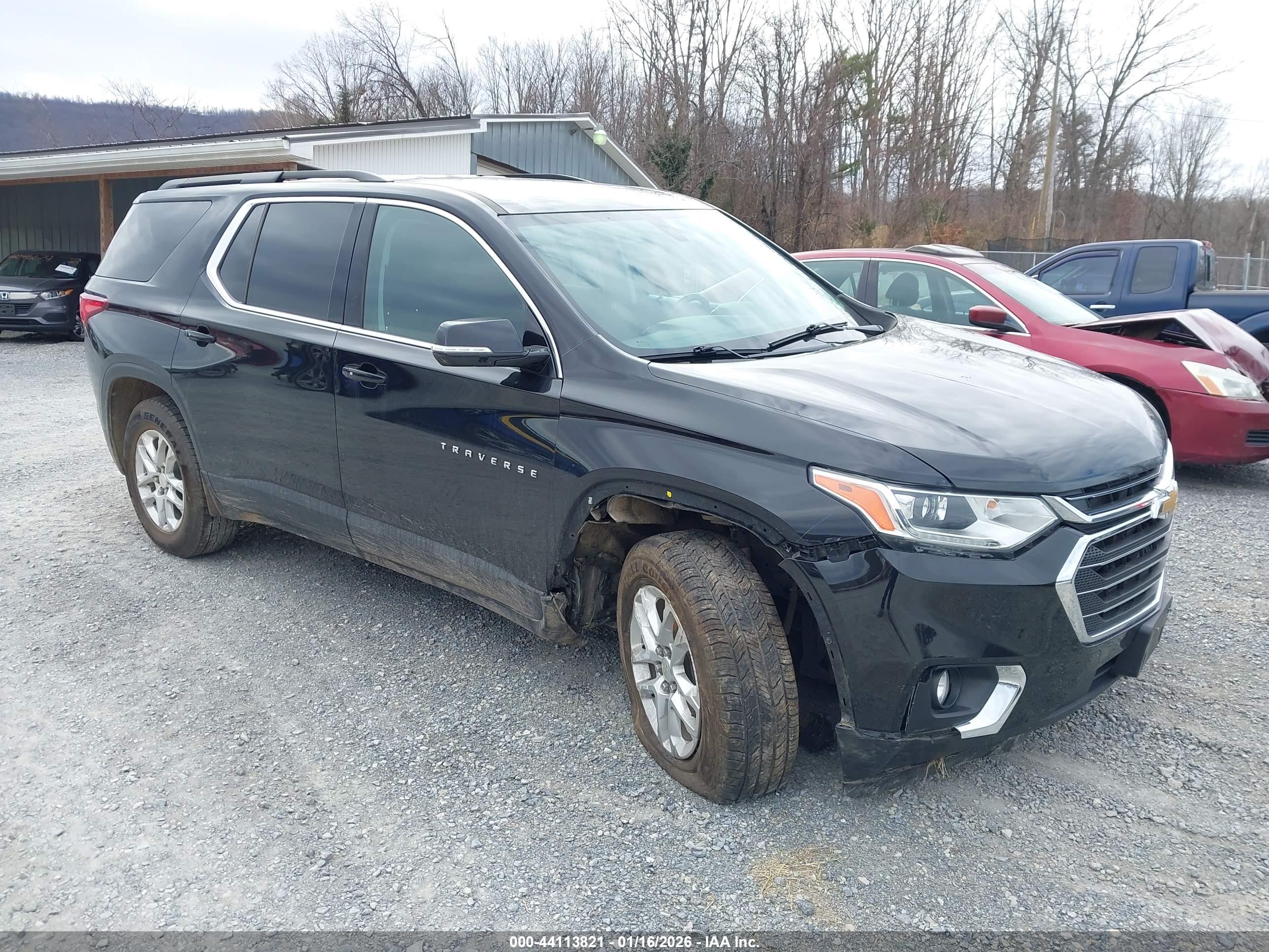 CHEVROLET TRAVERSE image 6