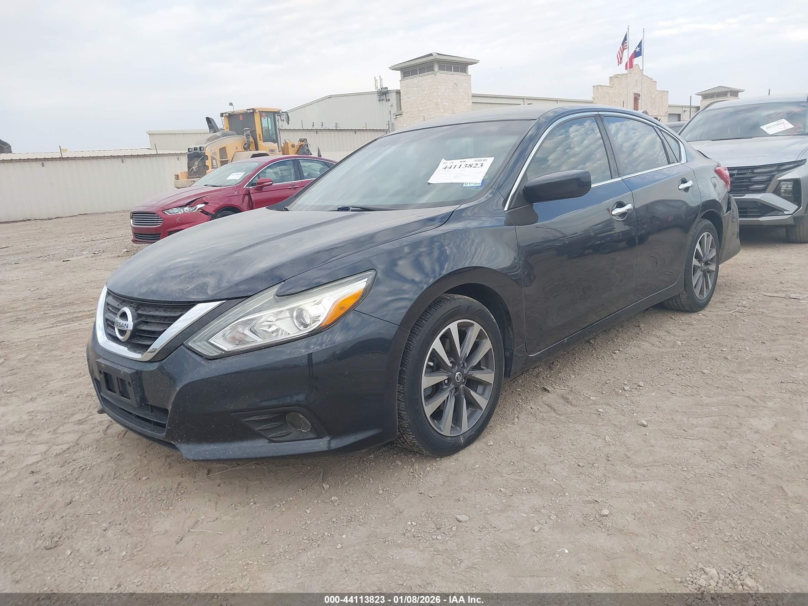 NISSAN ALTIMA image 2