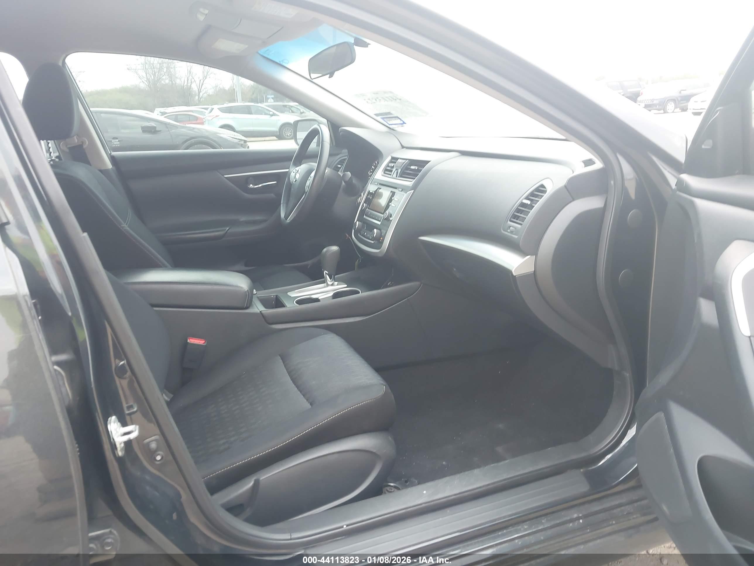 NISSAN ALTIMA image 5