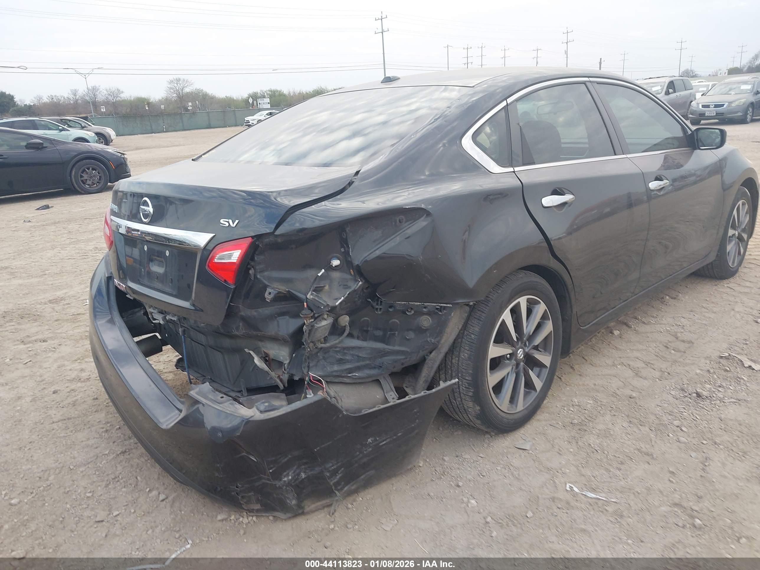 NISSAN ALTIMA image 6