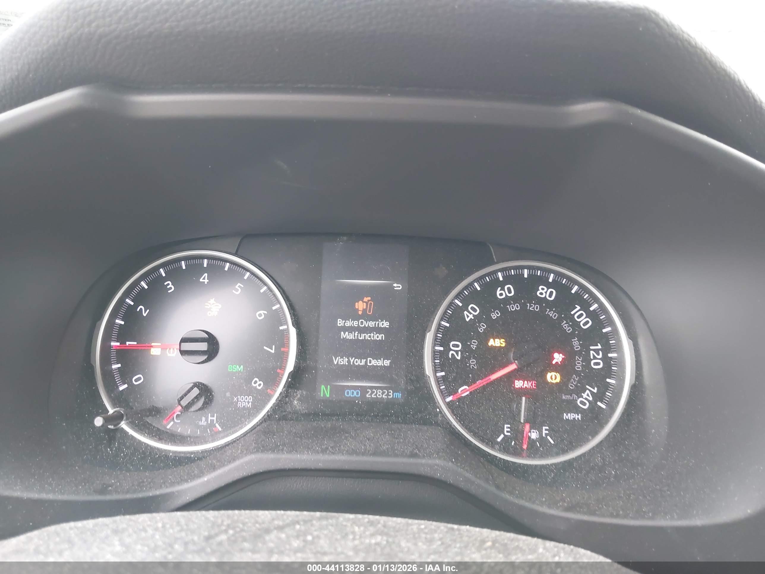 TOYOTA RAV4 image 7