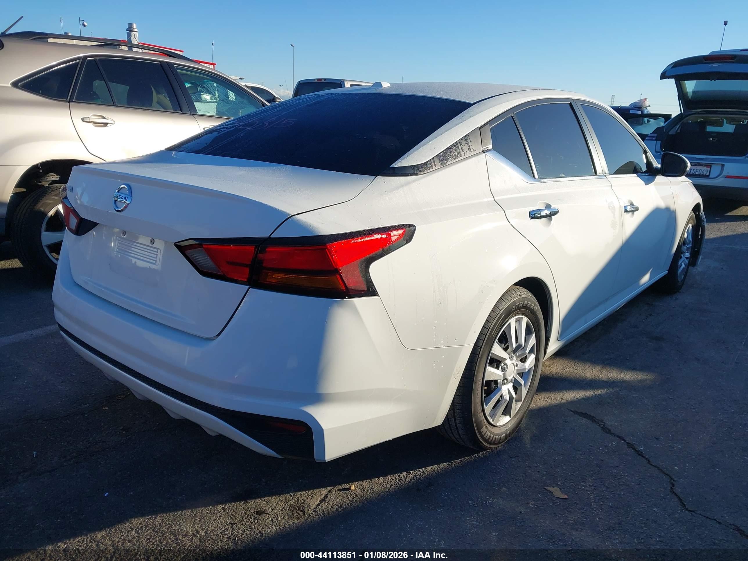 NISSAN ALTIMA image 4