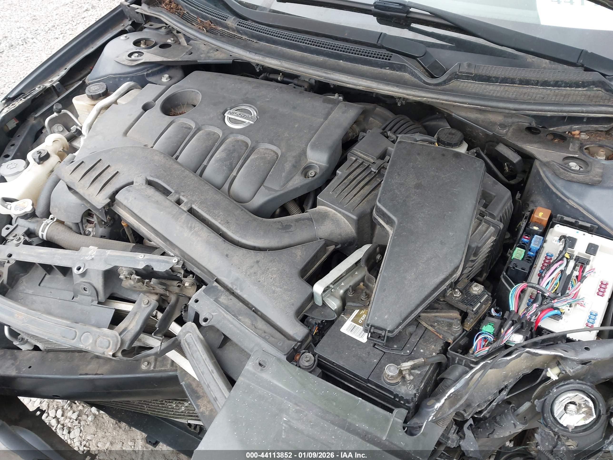 NISSAN ALTIMA image 10