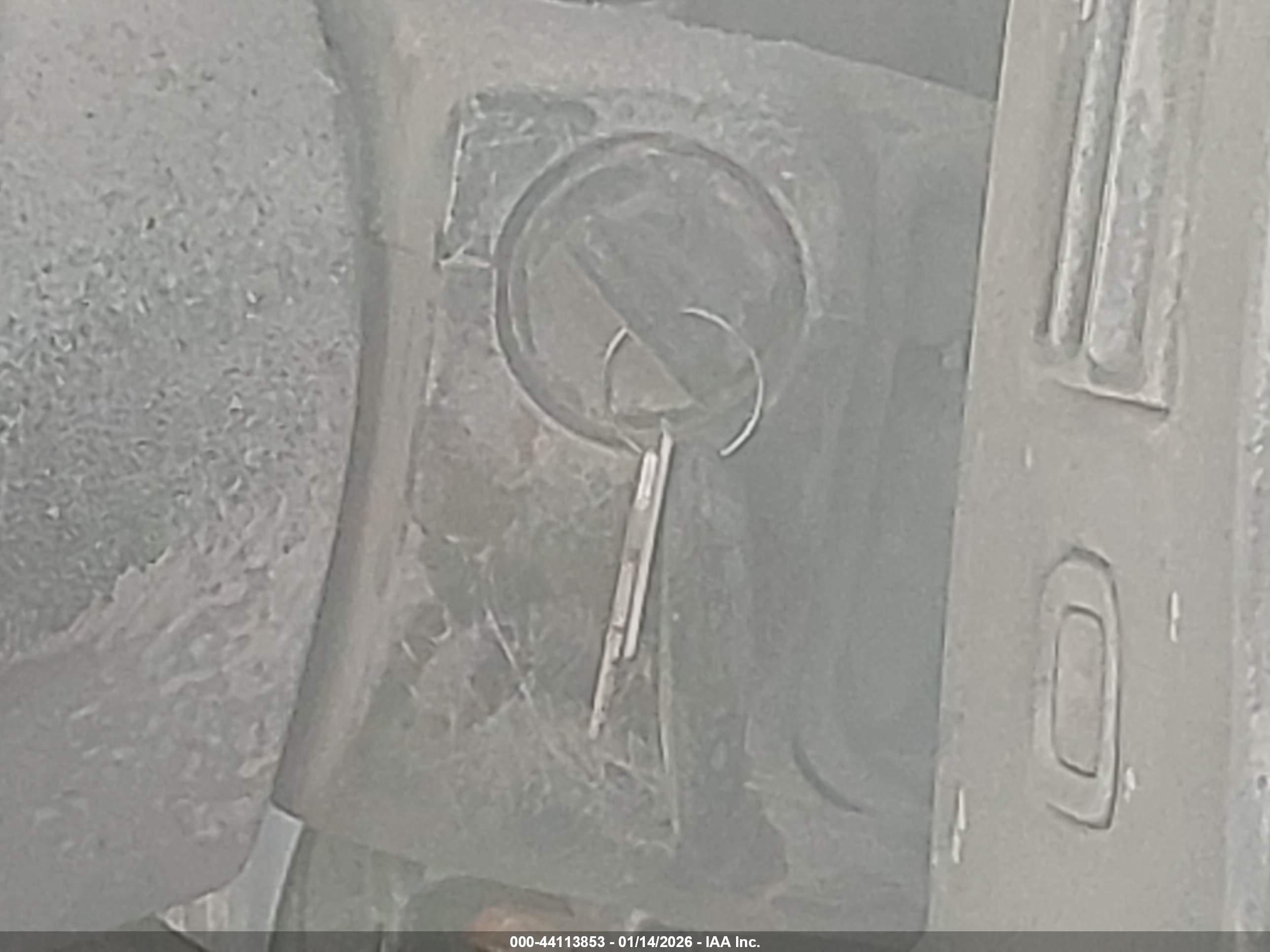 CHEVROLET EXPRESS image 11