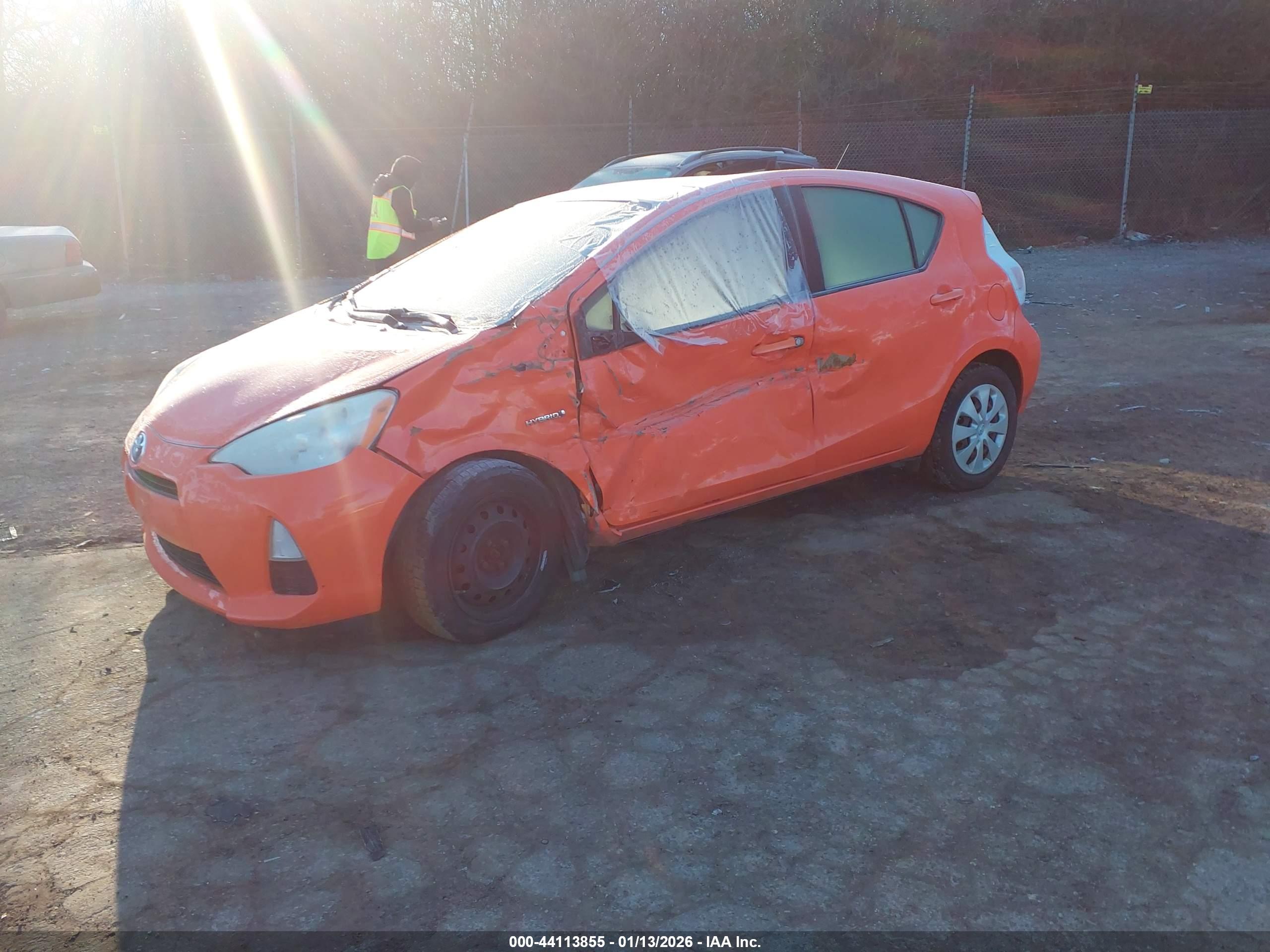 TOYOTA PRIUS image 2