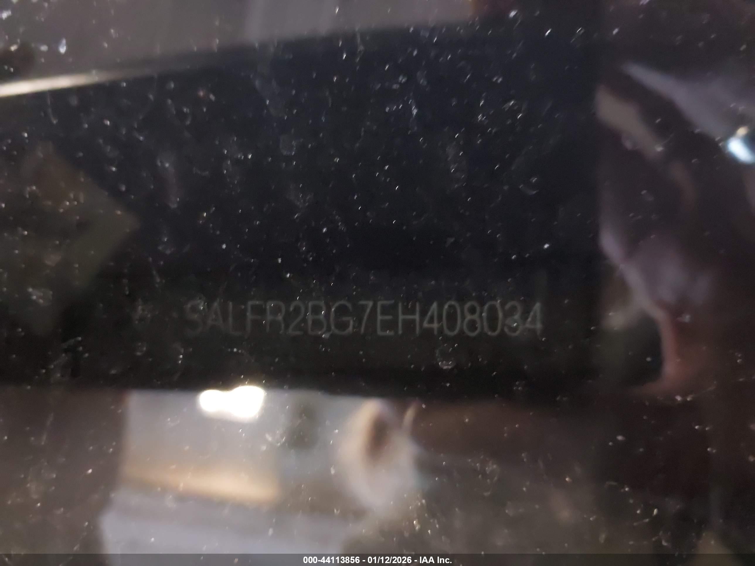 LAND ROVER image 9