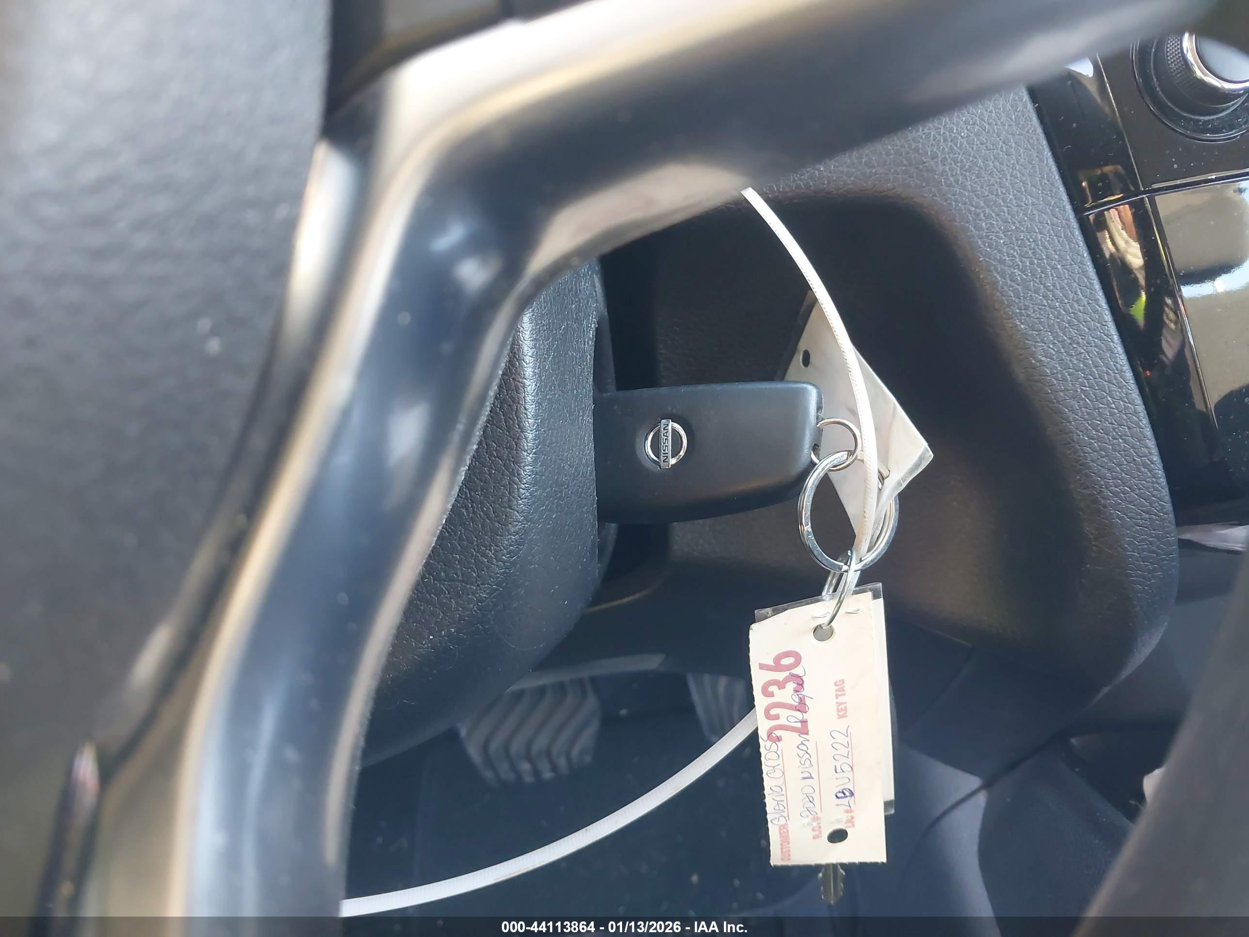 NISSAN ROGUE image 11