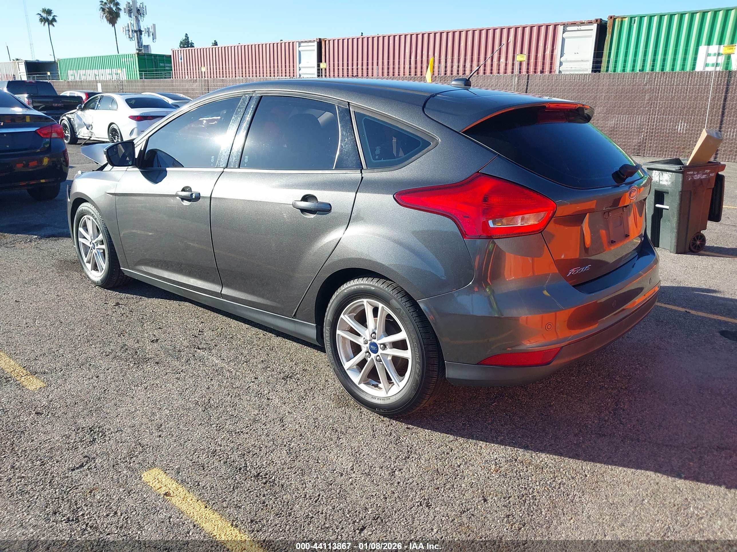 FORD FOCUS image 3