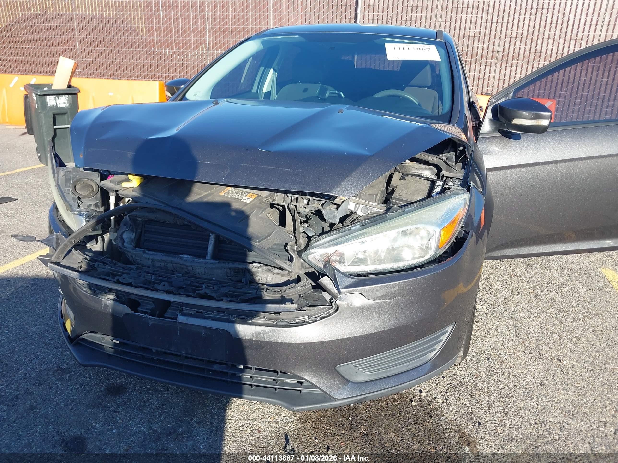 FORD FOCUS image 6