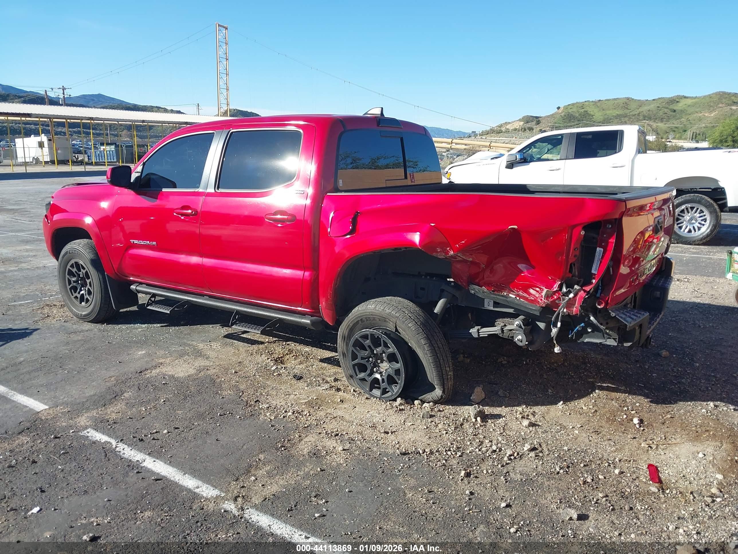 TOYOTA TACOMA image 3