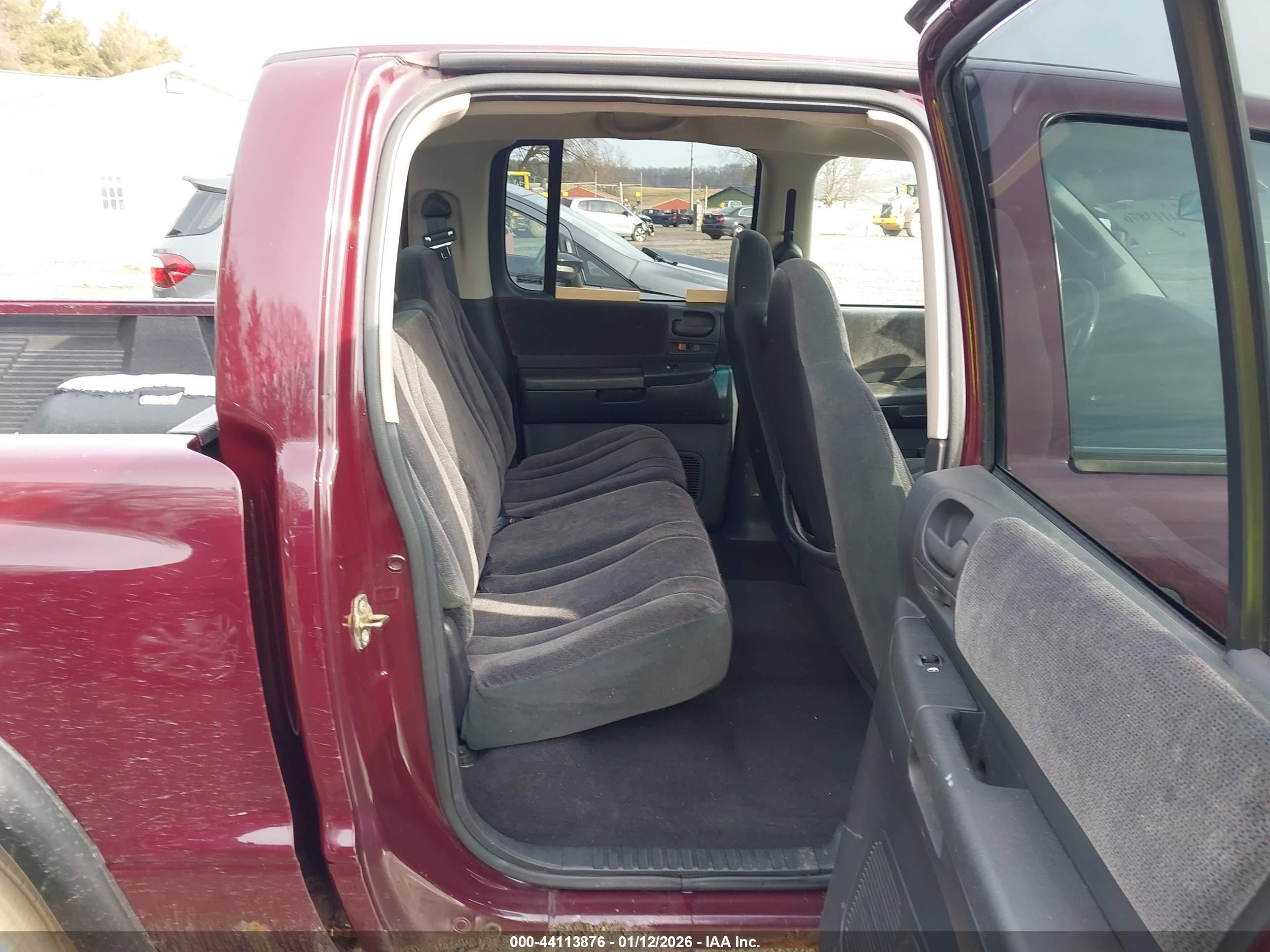 DODGE DAKOTA image 8