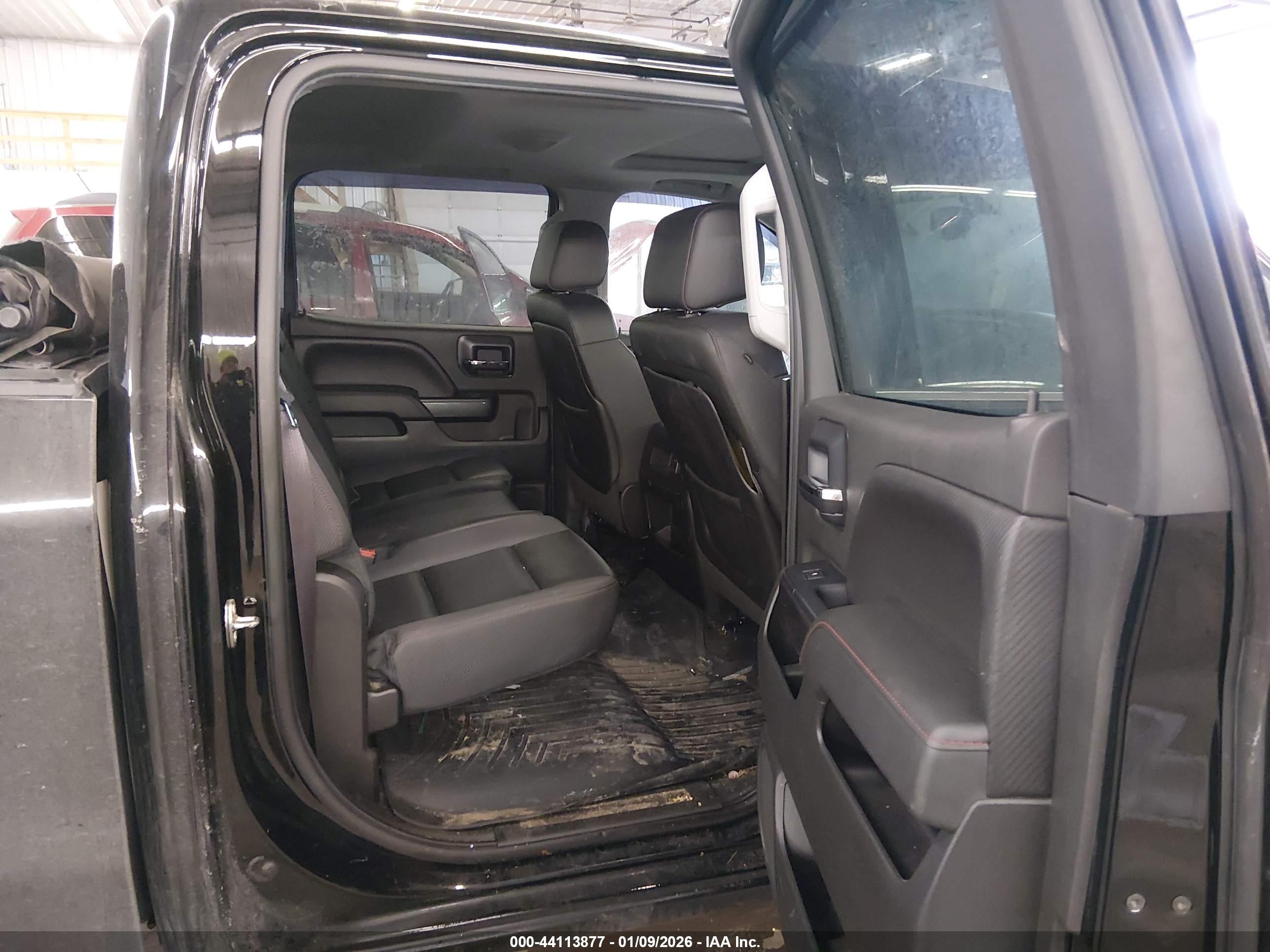 GMC SIERRA image 8
