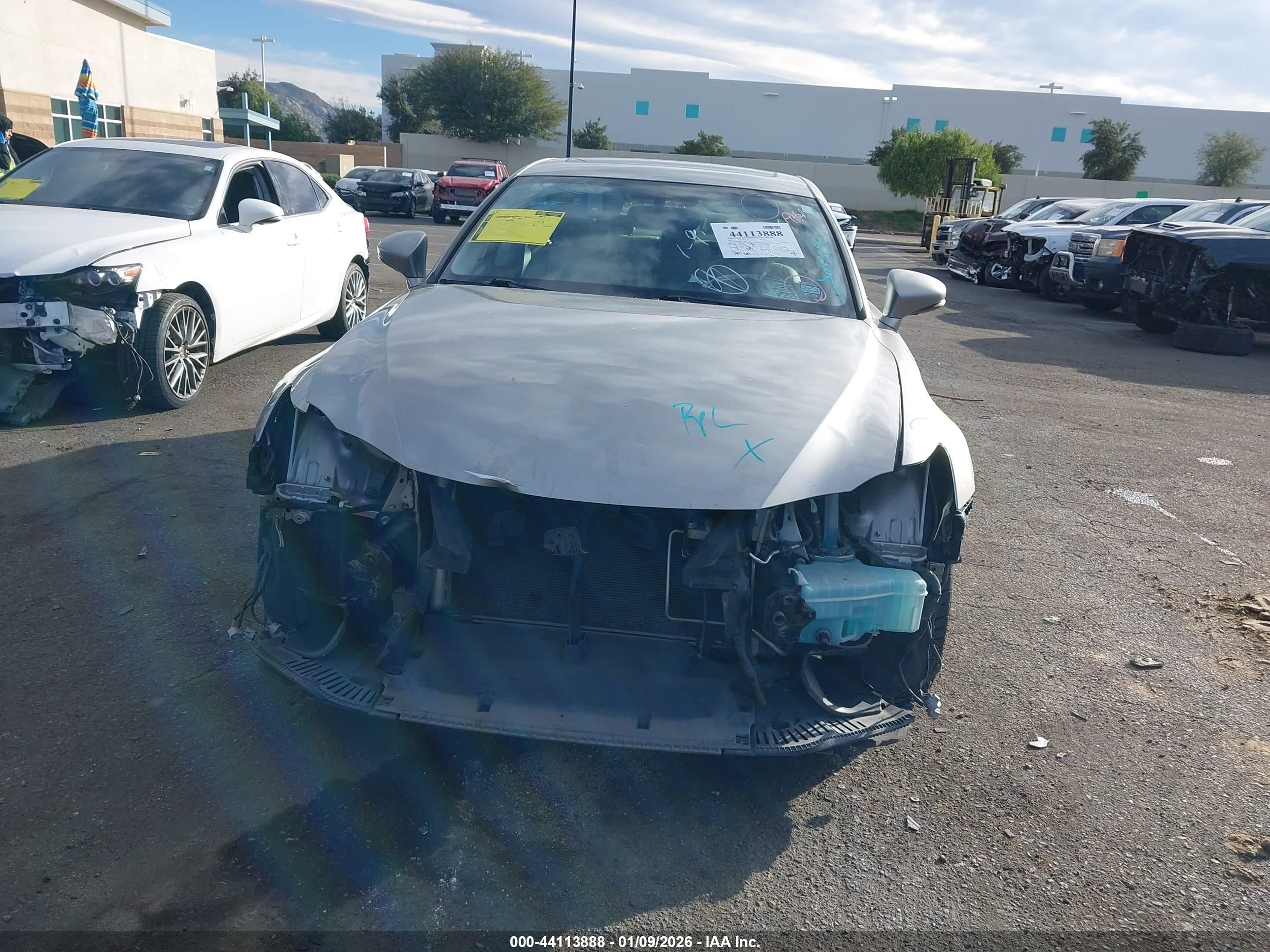 LEXUS IS image 6