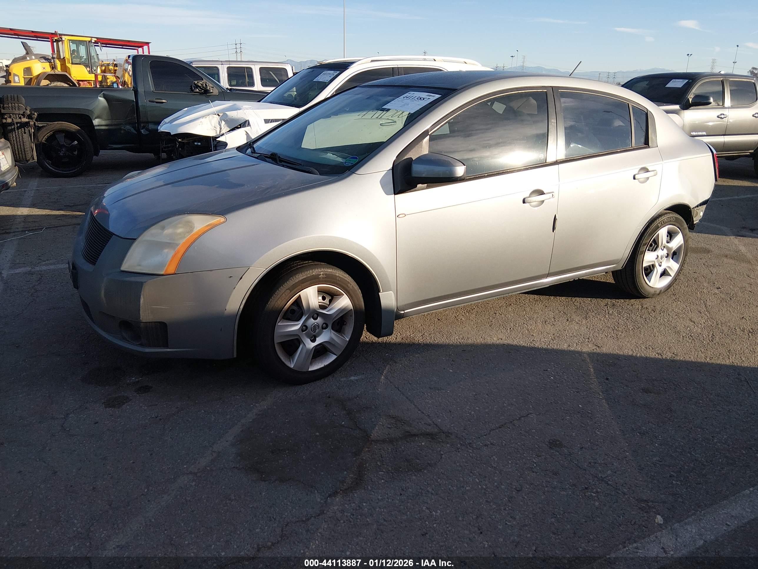 NISSAN SENTRA image 2