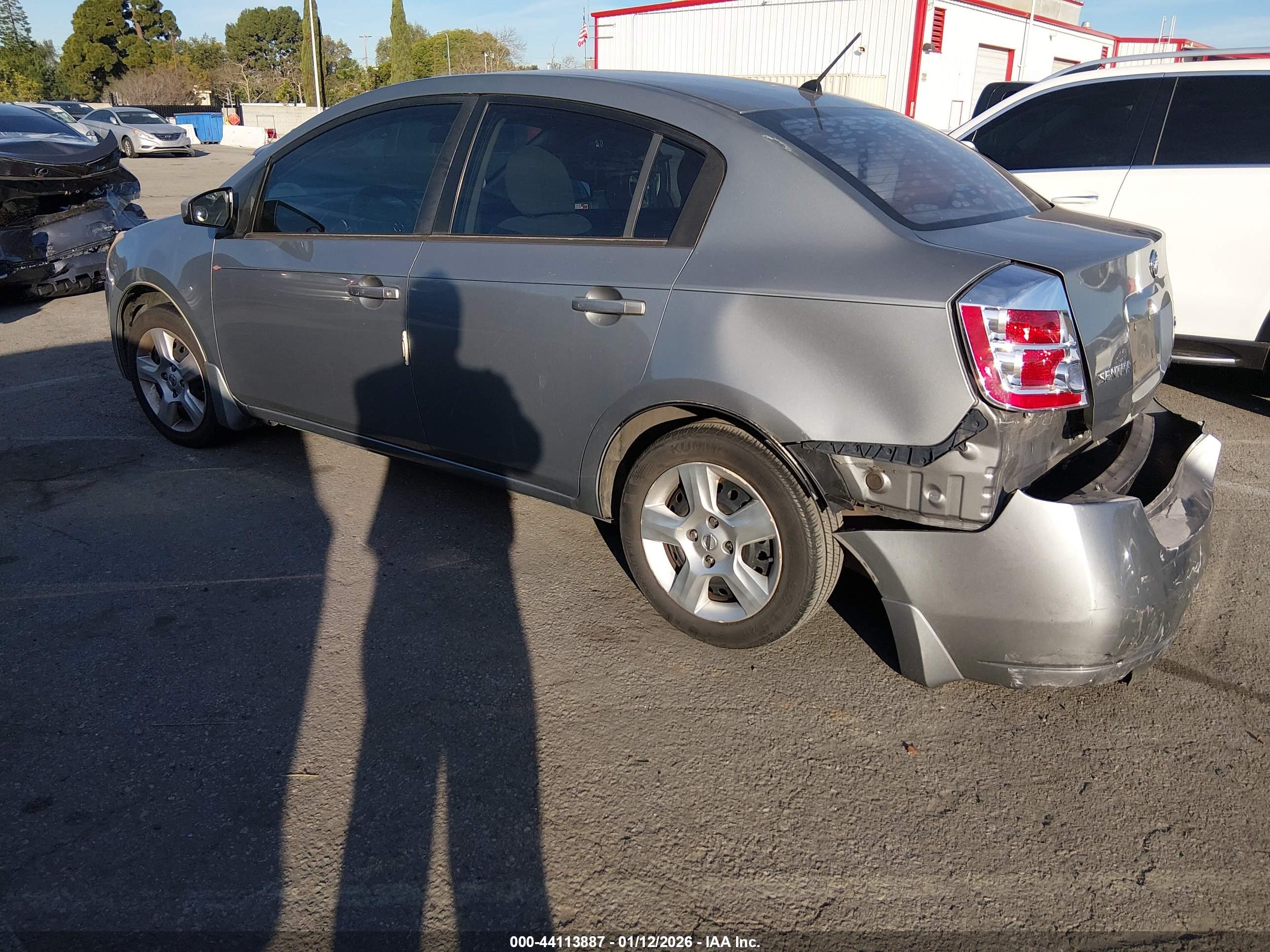 NISSAN SENTRA image 3