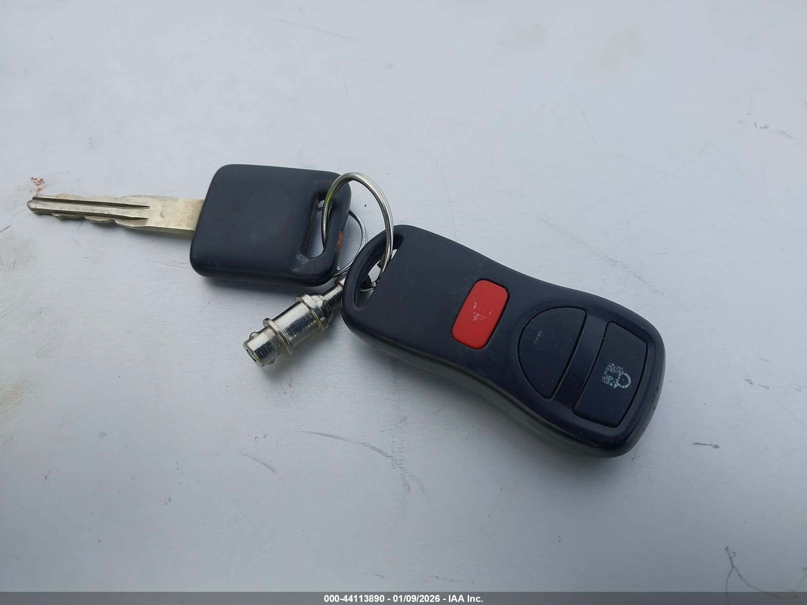 NISSAN FRONTIER image 11