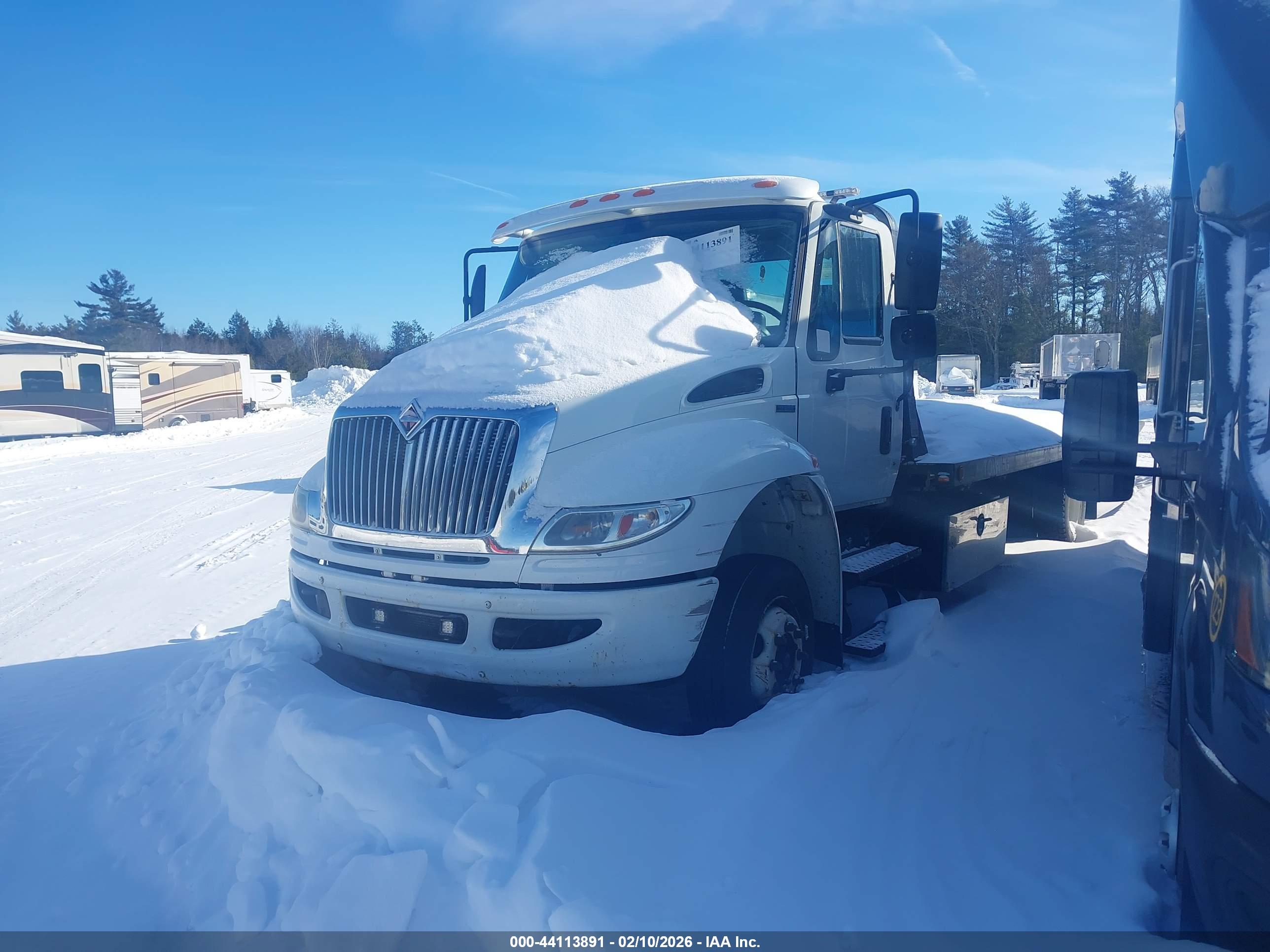 INTERNATIONAL 4000 image 2