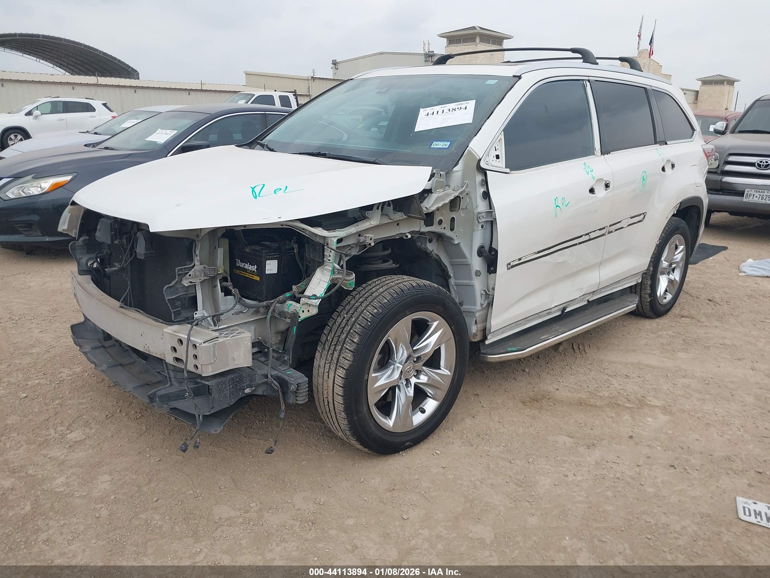 TOYOTA HIGHLANDER image 2