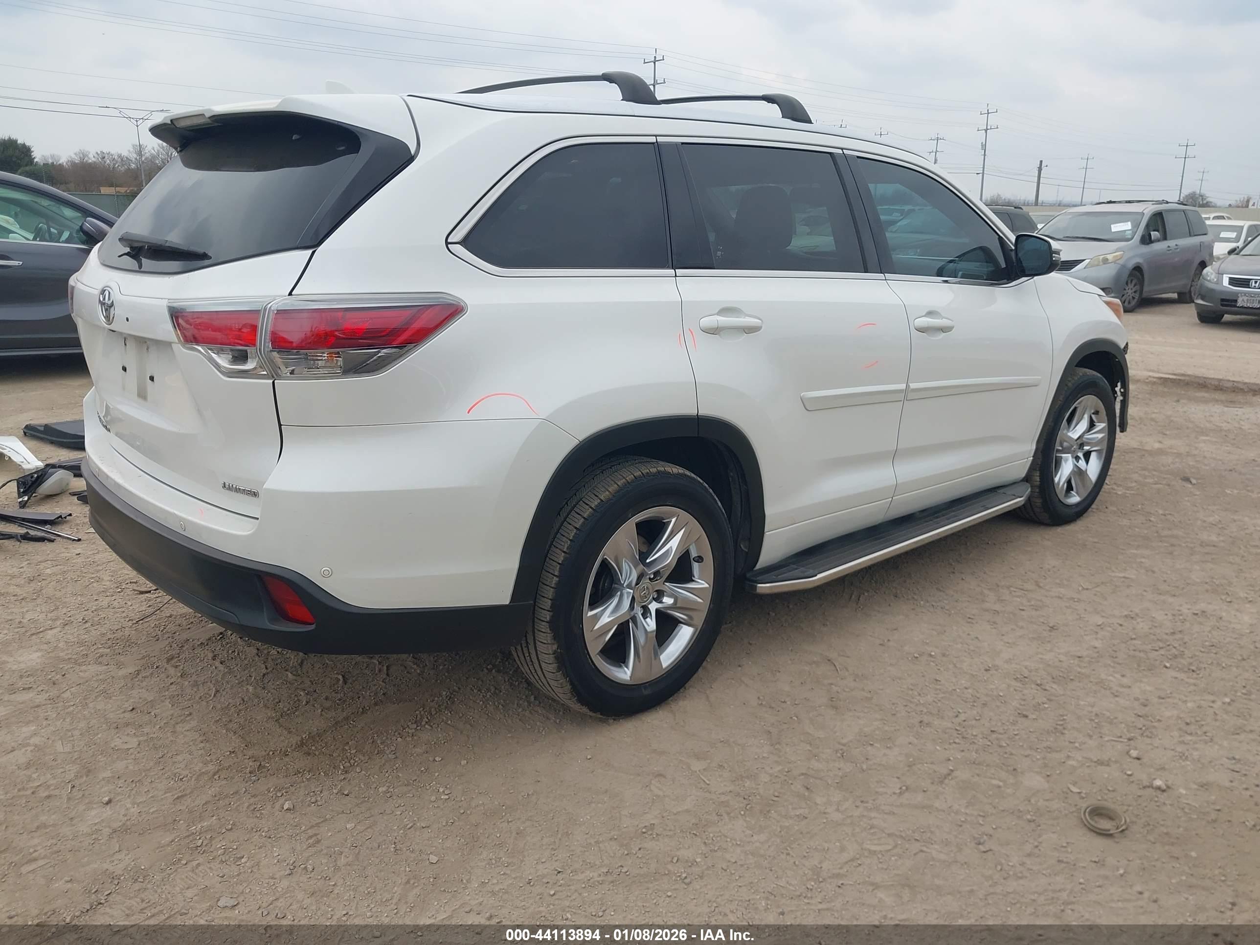 TOYOTA HIGHLANDER image 4