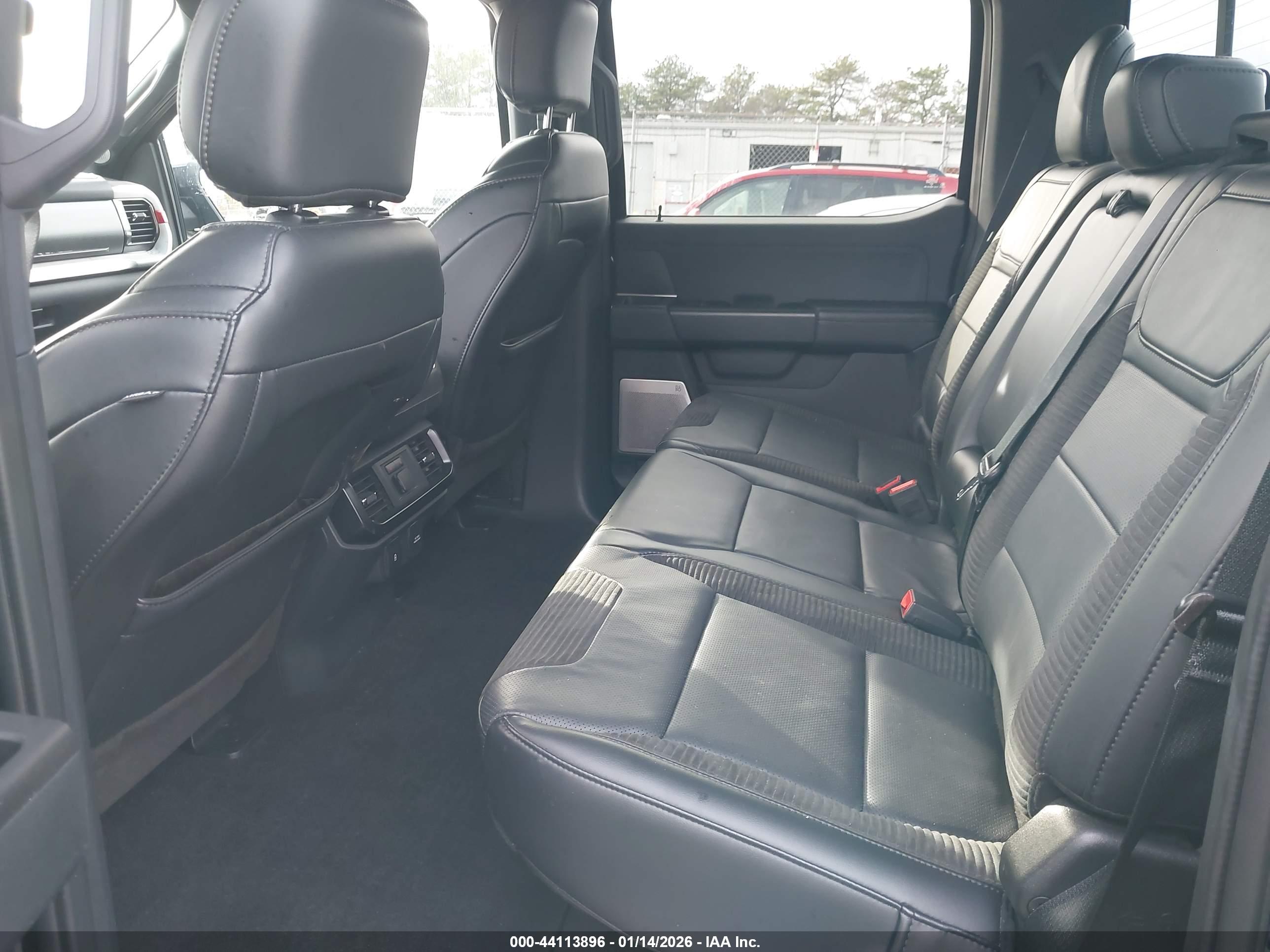 FORD F-150 image 8