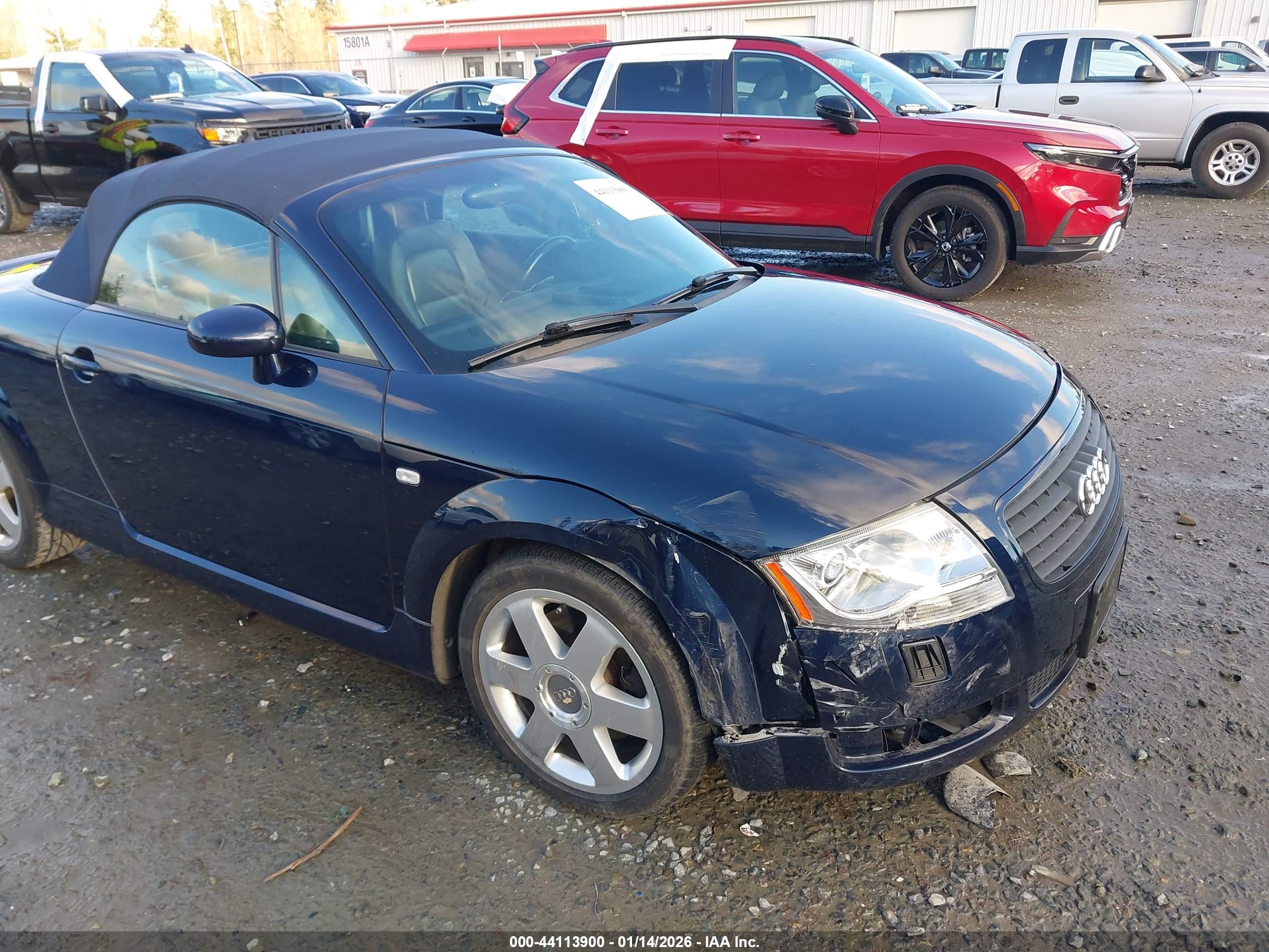 AUDI TT image 6