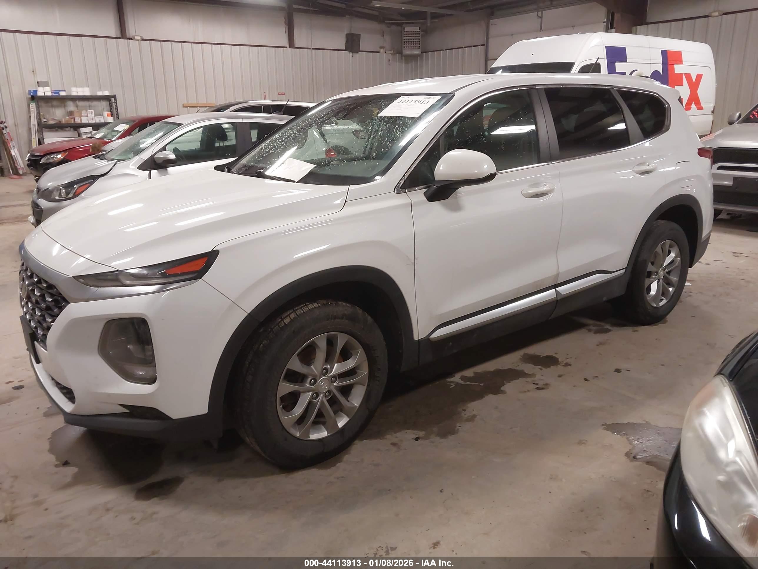HYUNDAI SANTA image 2