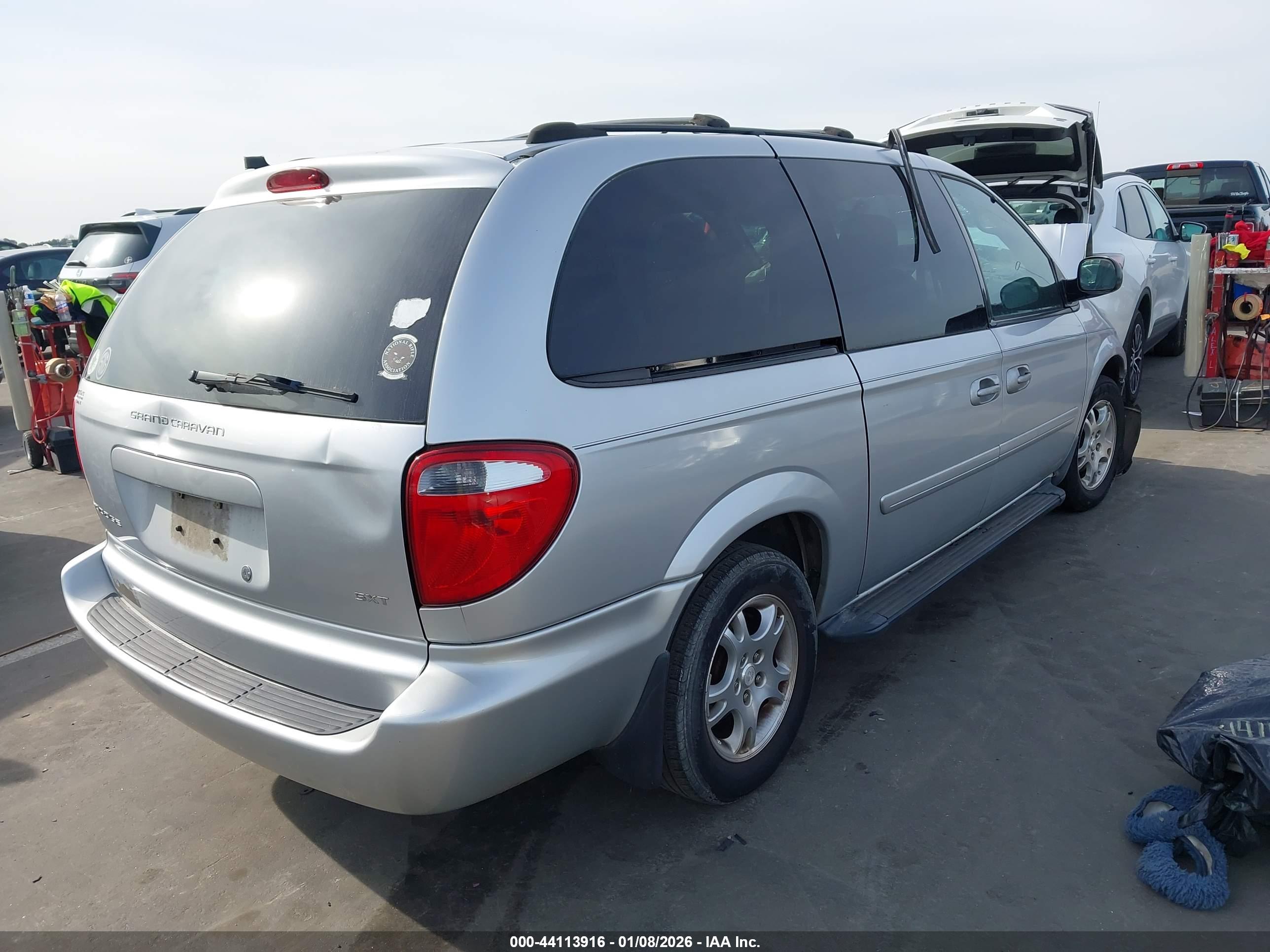 DODGE GRAND image 4
