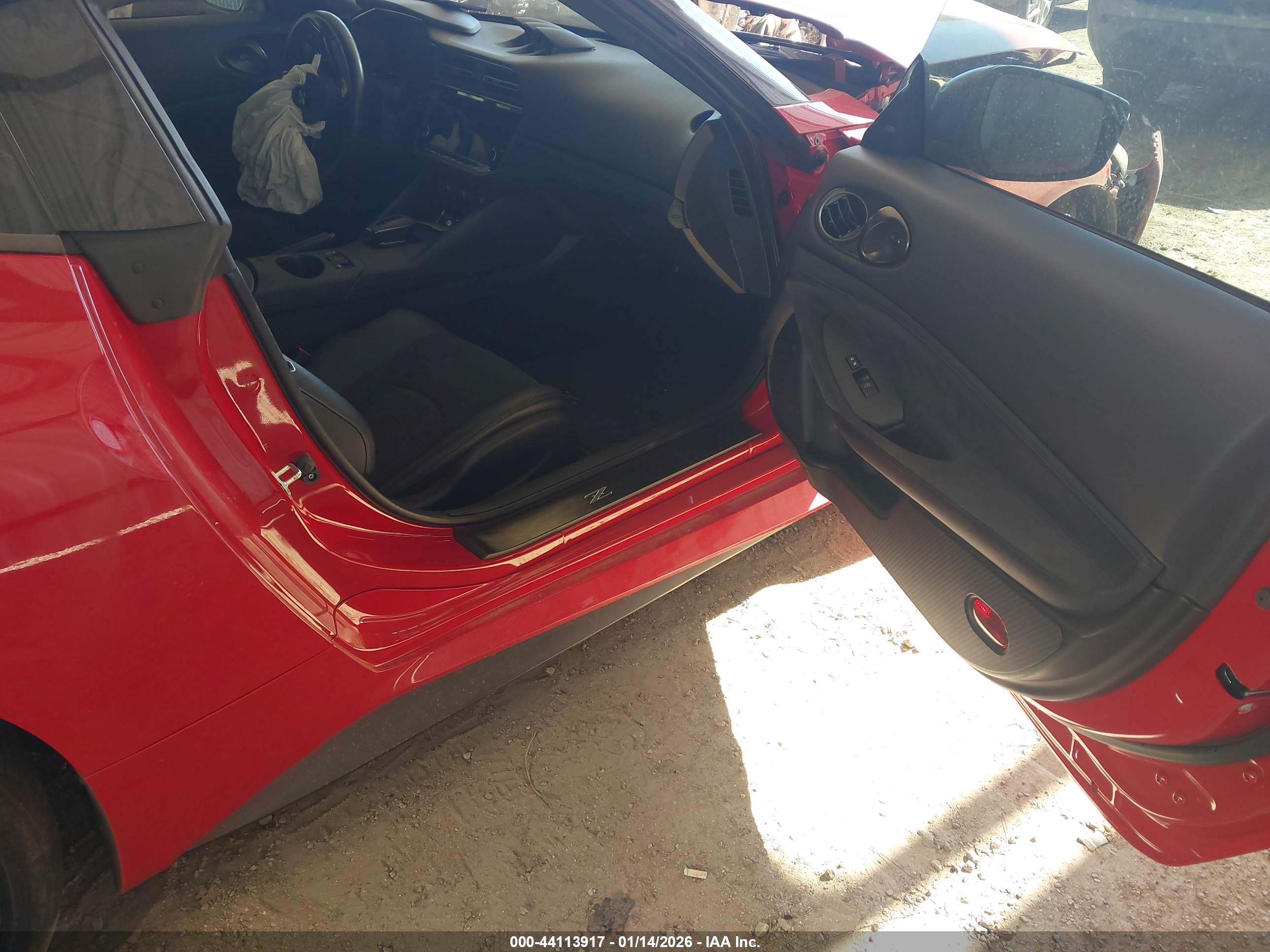 NISSAN Z image 5