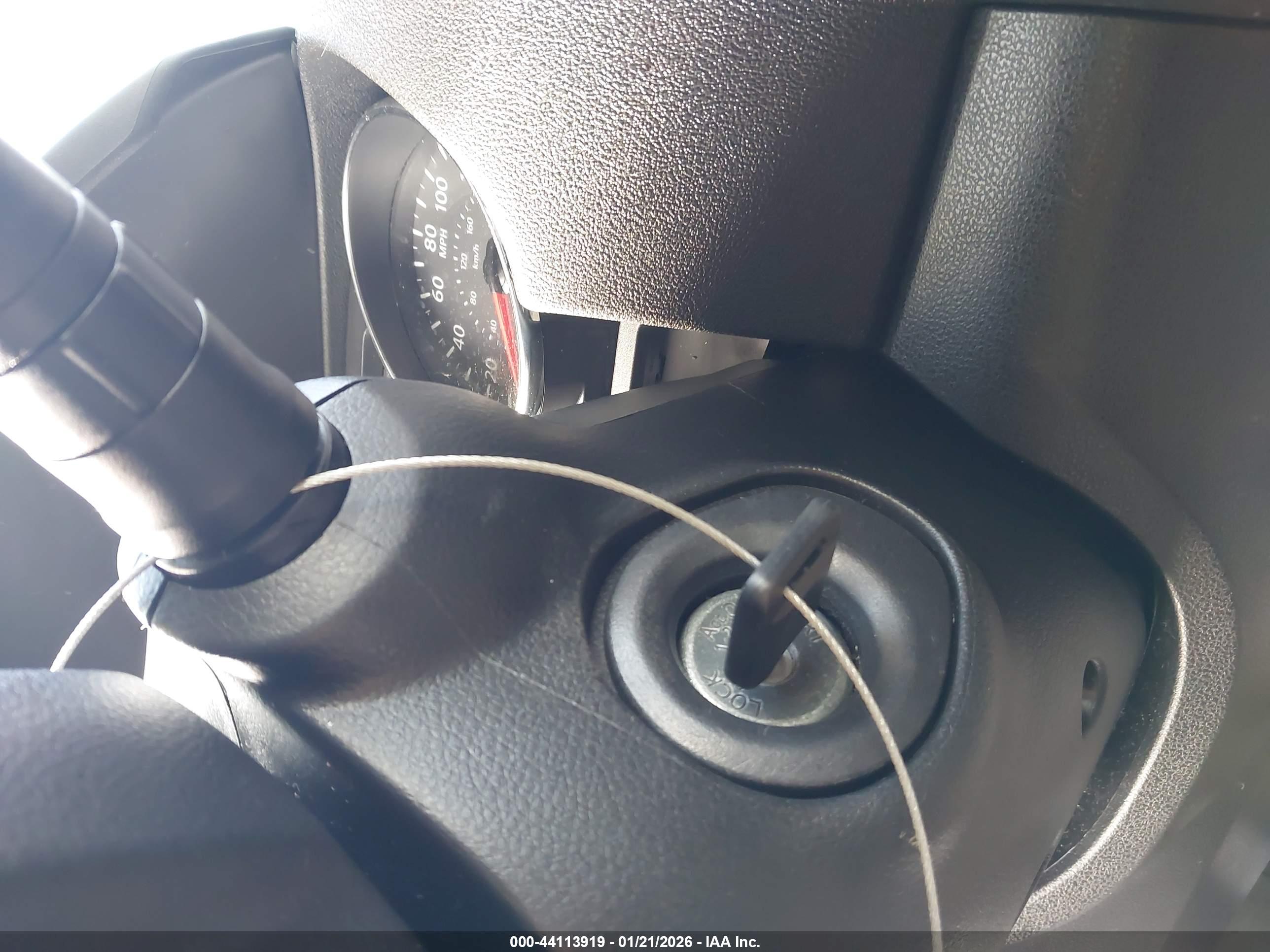 NISSAN ROGUE image 11