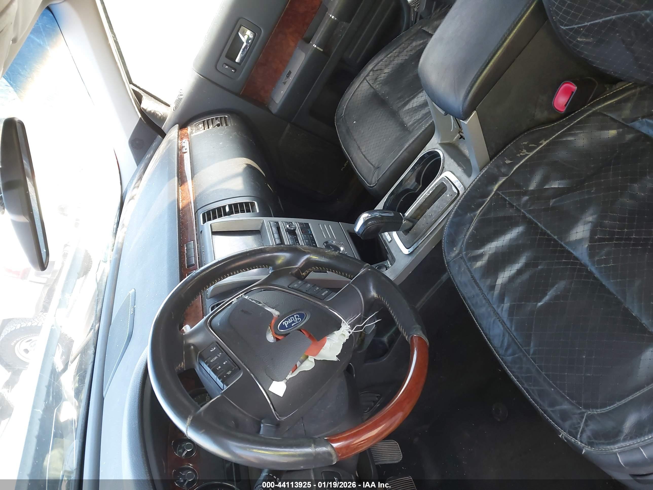 FORD FLEX image 5