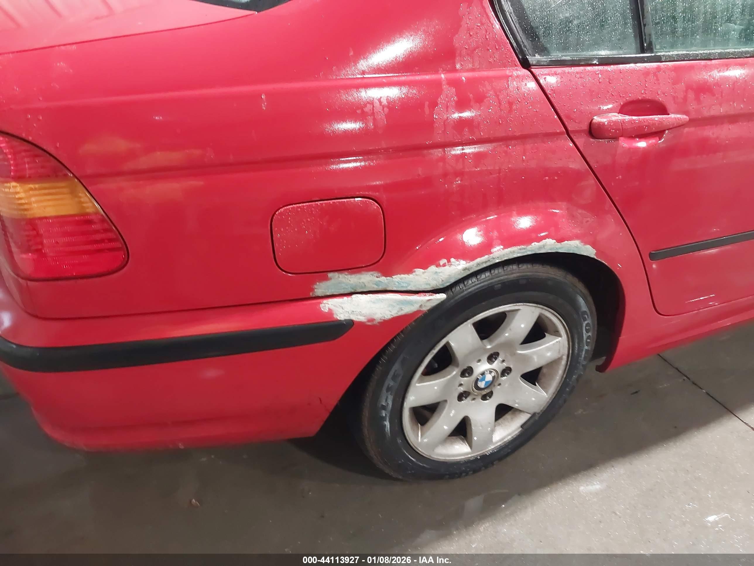BMW 325I image 6