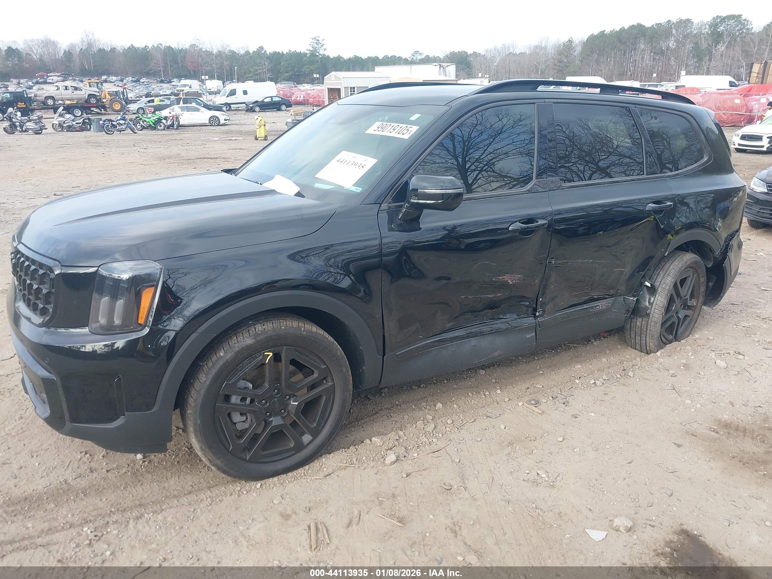 KIA TELLURIDE image 2