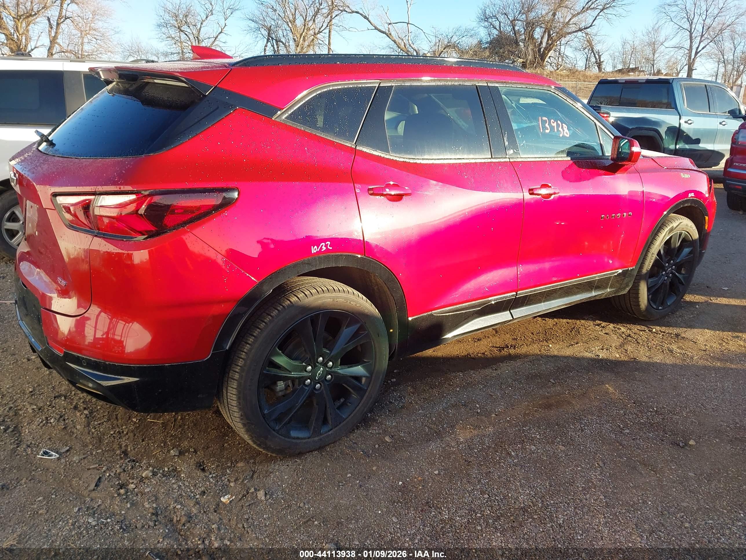 CHEVROLET BLAZER image 4