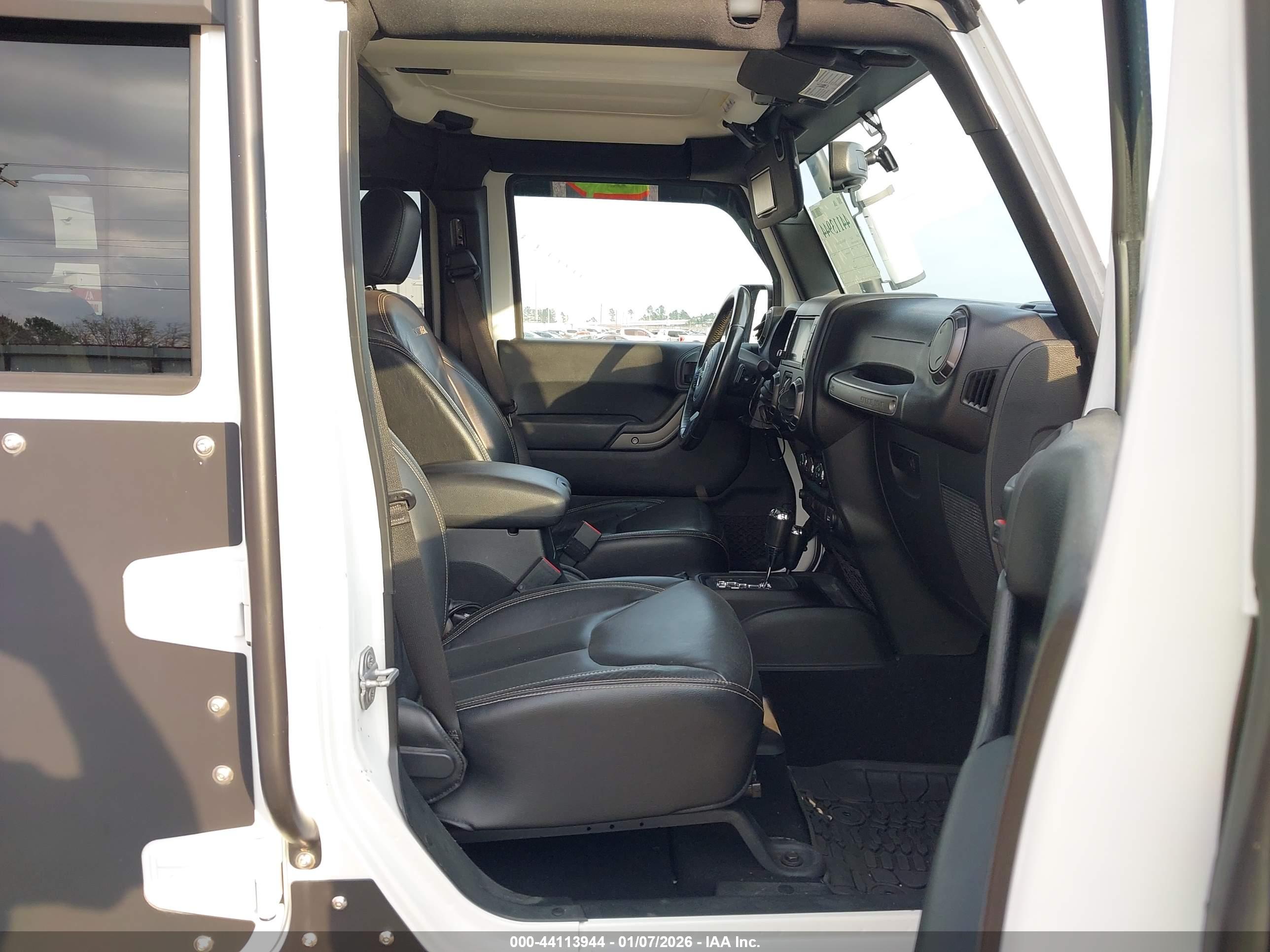 JEEP WRANGLER image 5