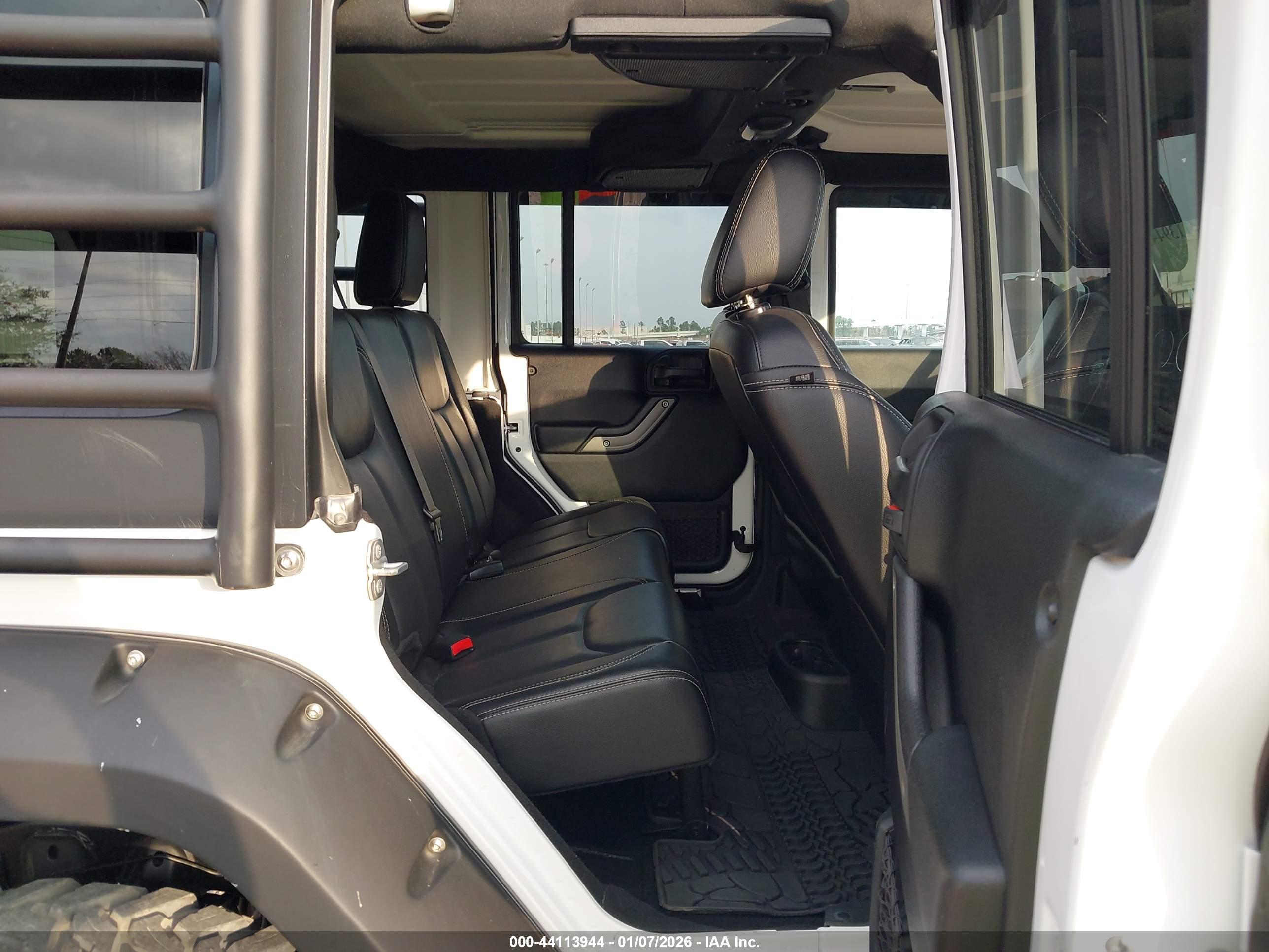 JEEP WRANGLER image 8