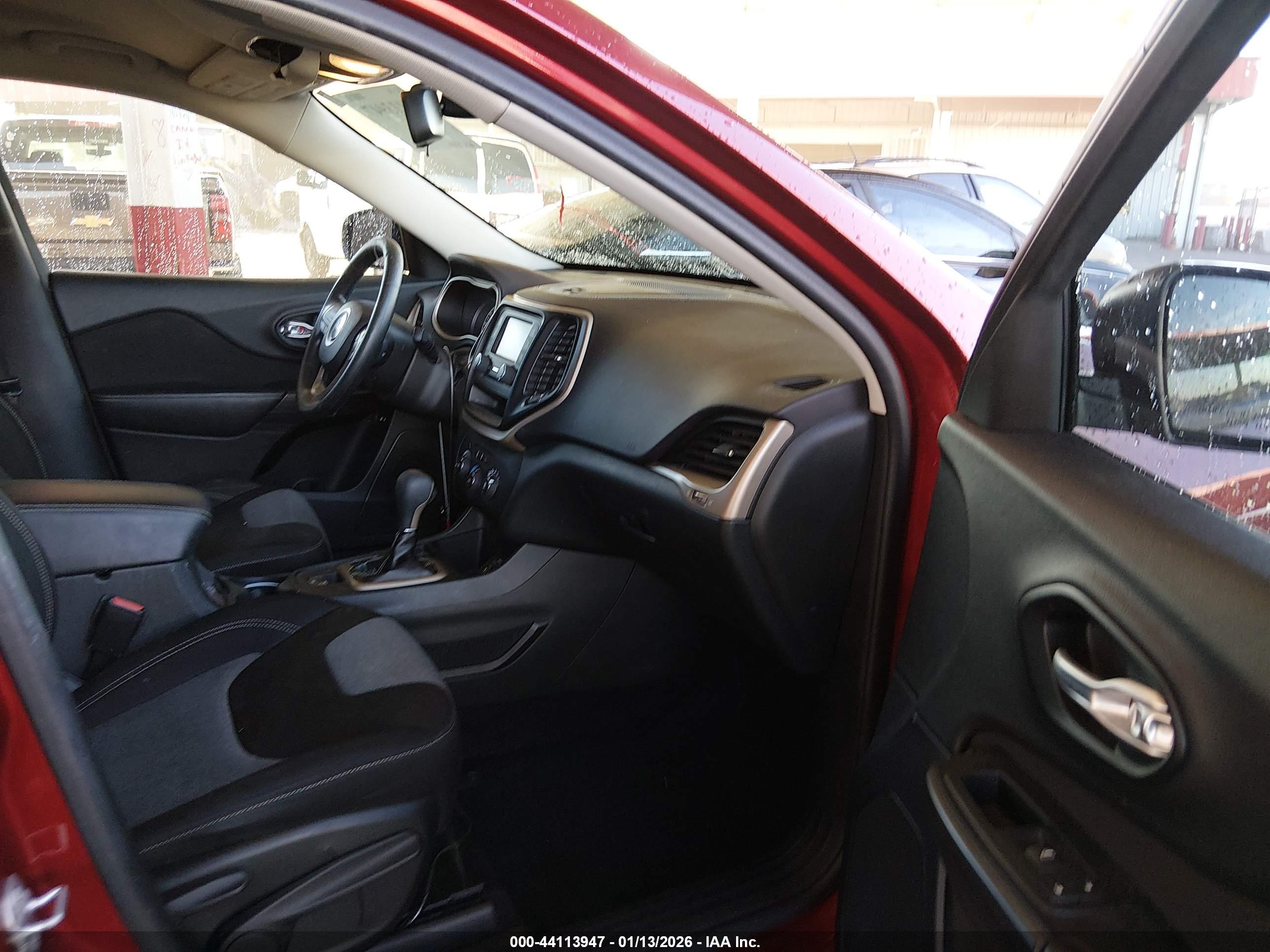 JEEP CHEROKEE image 5