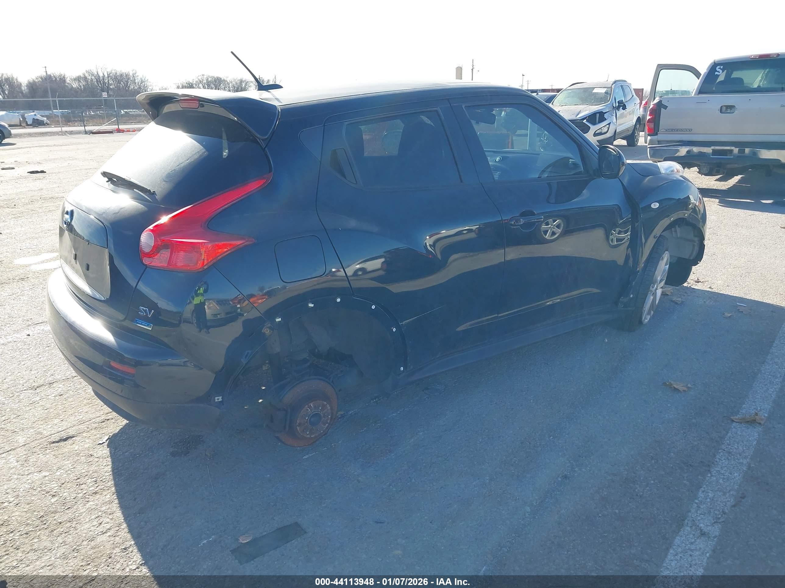 NISSAN JUKE image 4