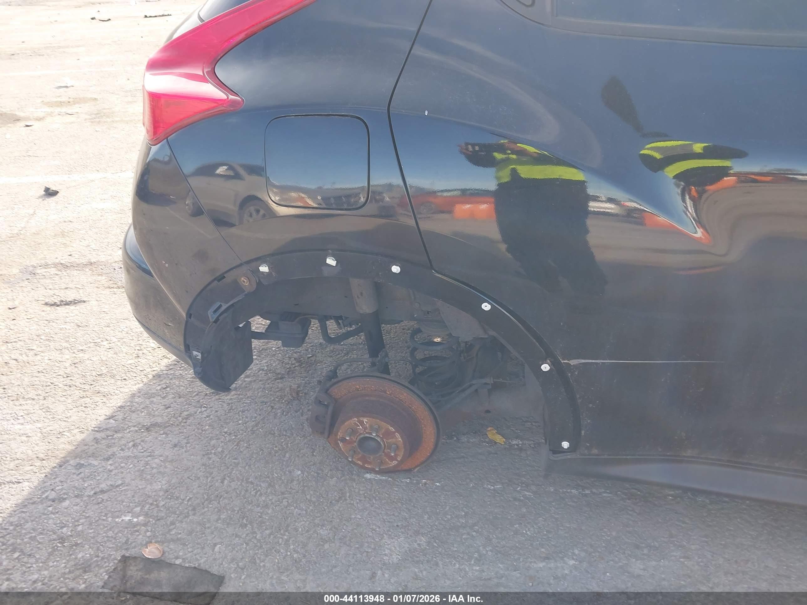 NISSAN JUKE image 6